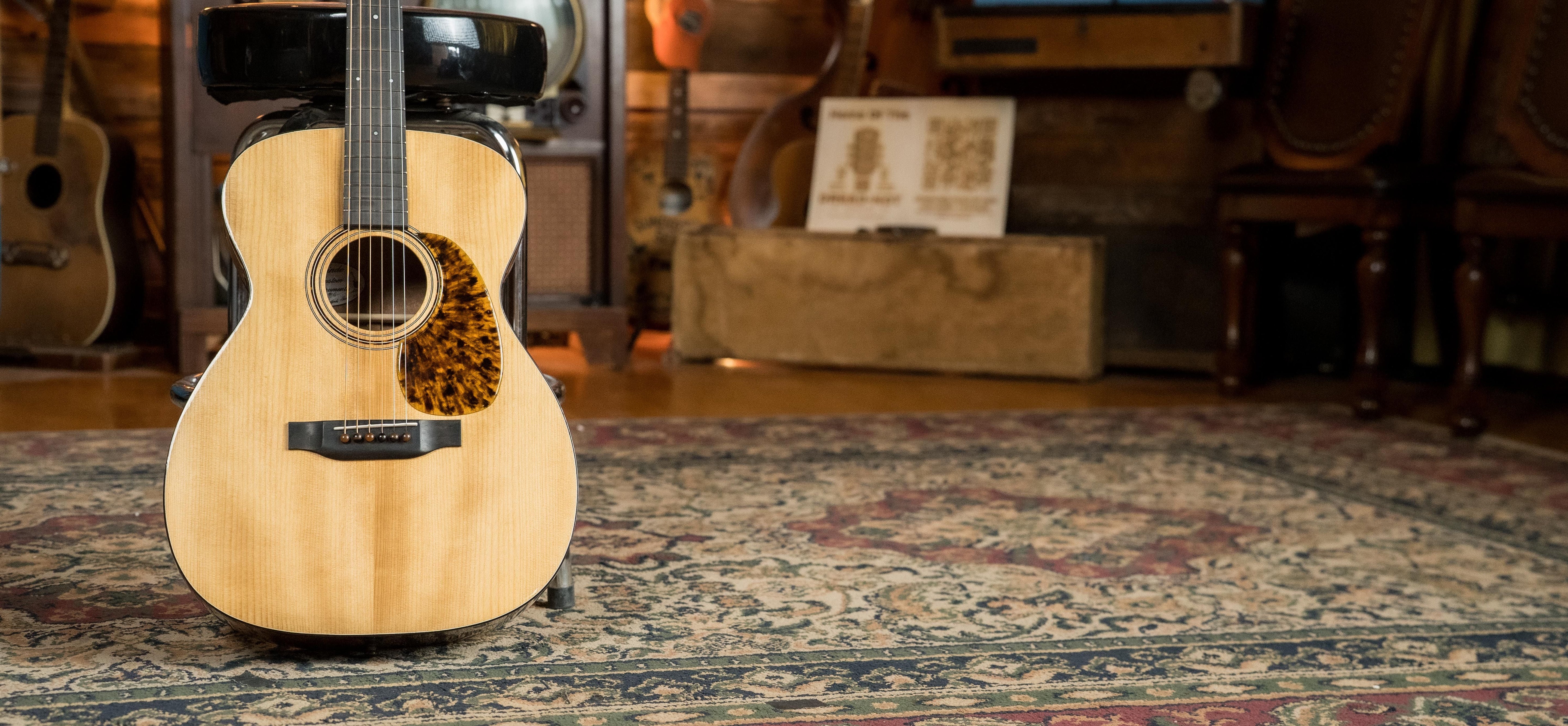 Hinde Guitars