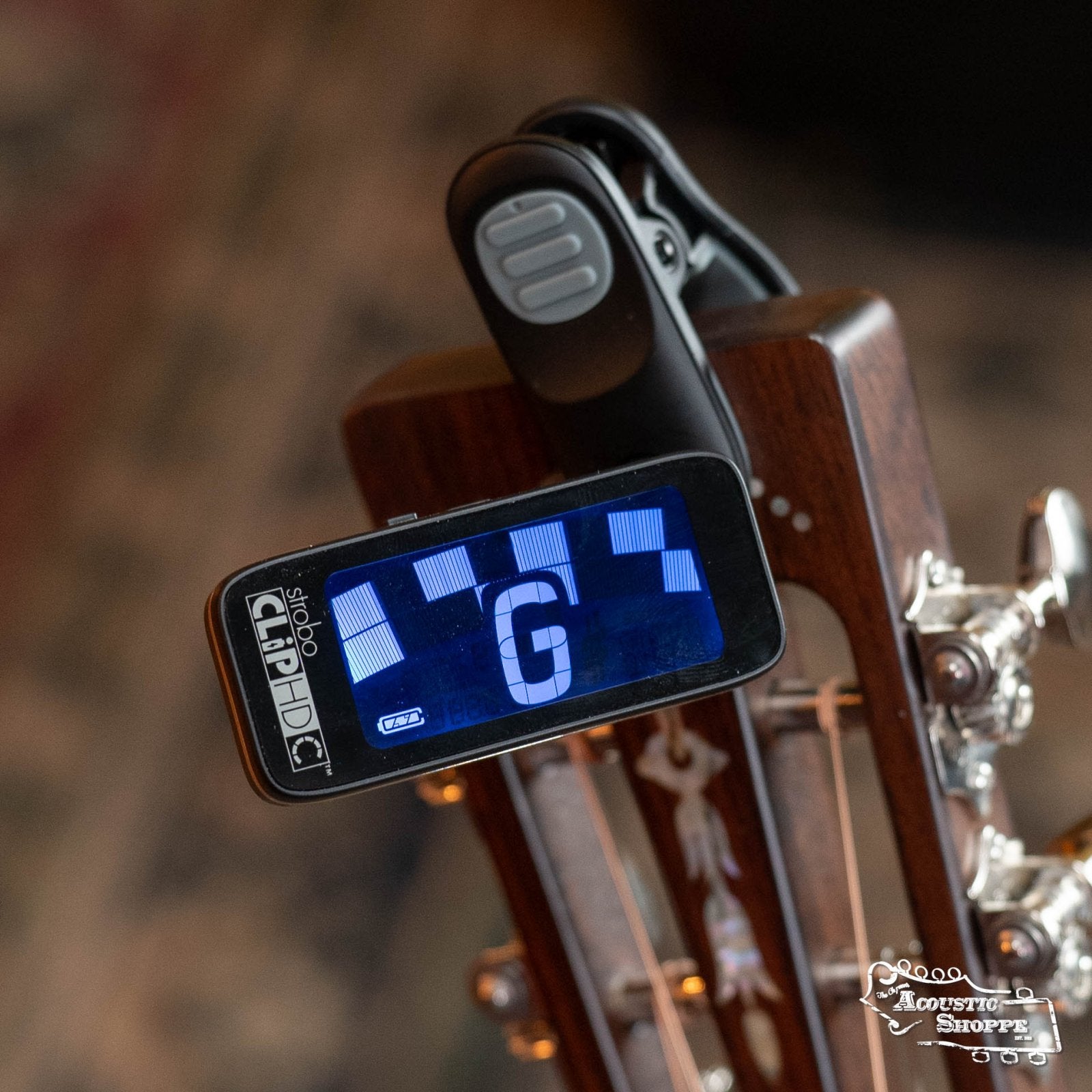 Peterson StroboClip HDC High-Definition Color Rechargeable Clip-On Tuner
