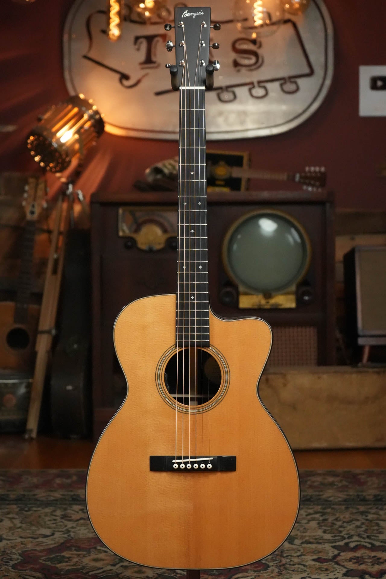 Bourgeois OMCE/DE Downeast Series Soloist Thermo-Cured Sitka/Rosewood Orchestra Model Cutaway Guitar w/LR Baggs Electronics #4258