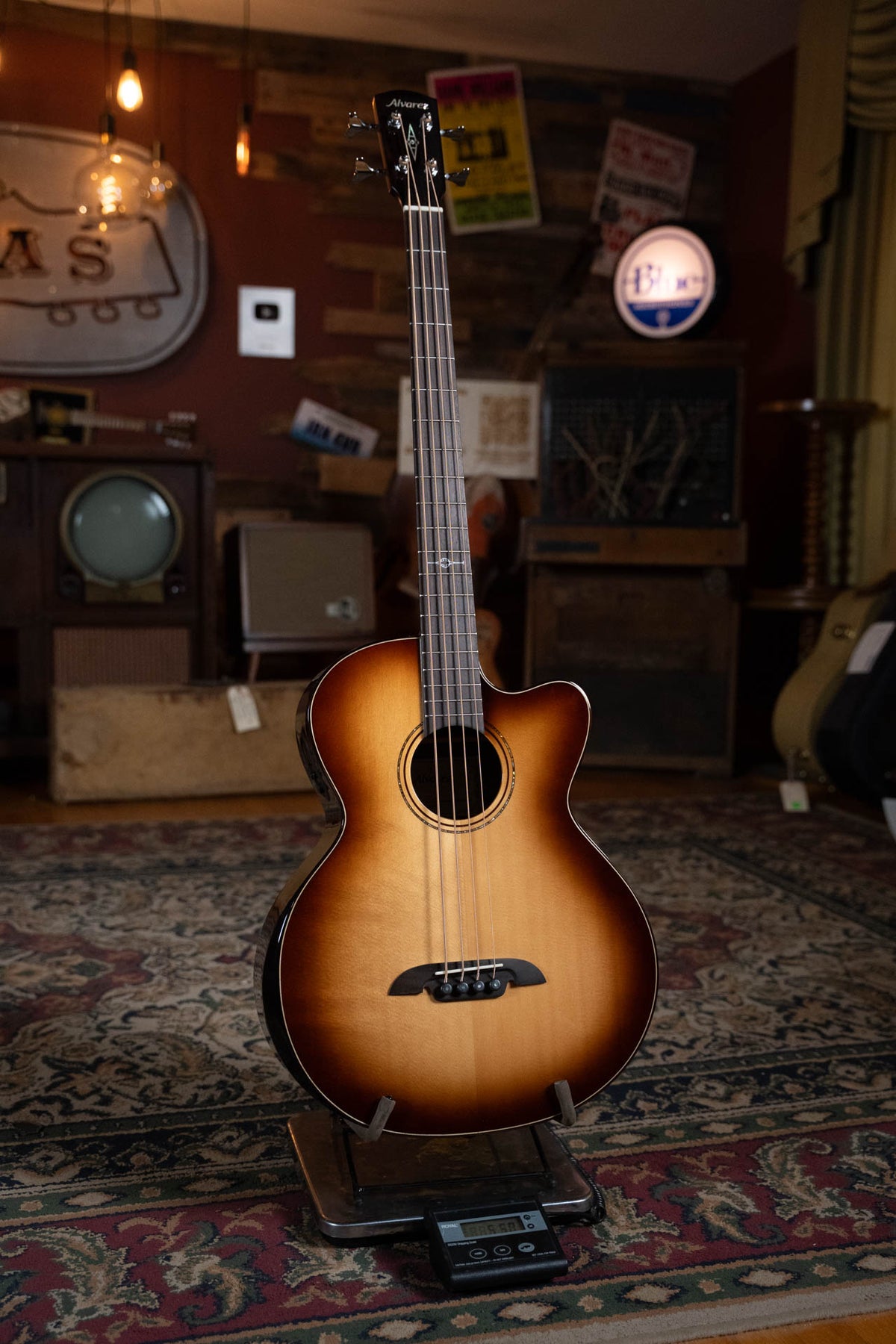 Alvarez AEB70ce Armrest Shadowburst Acoustic-Electric Bass Guitar #1602