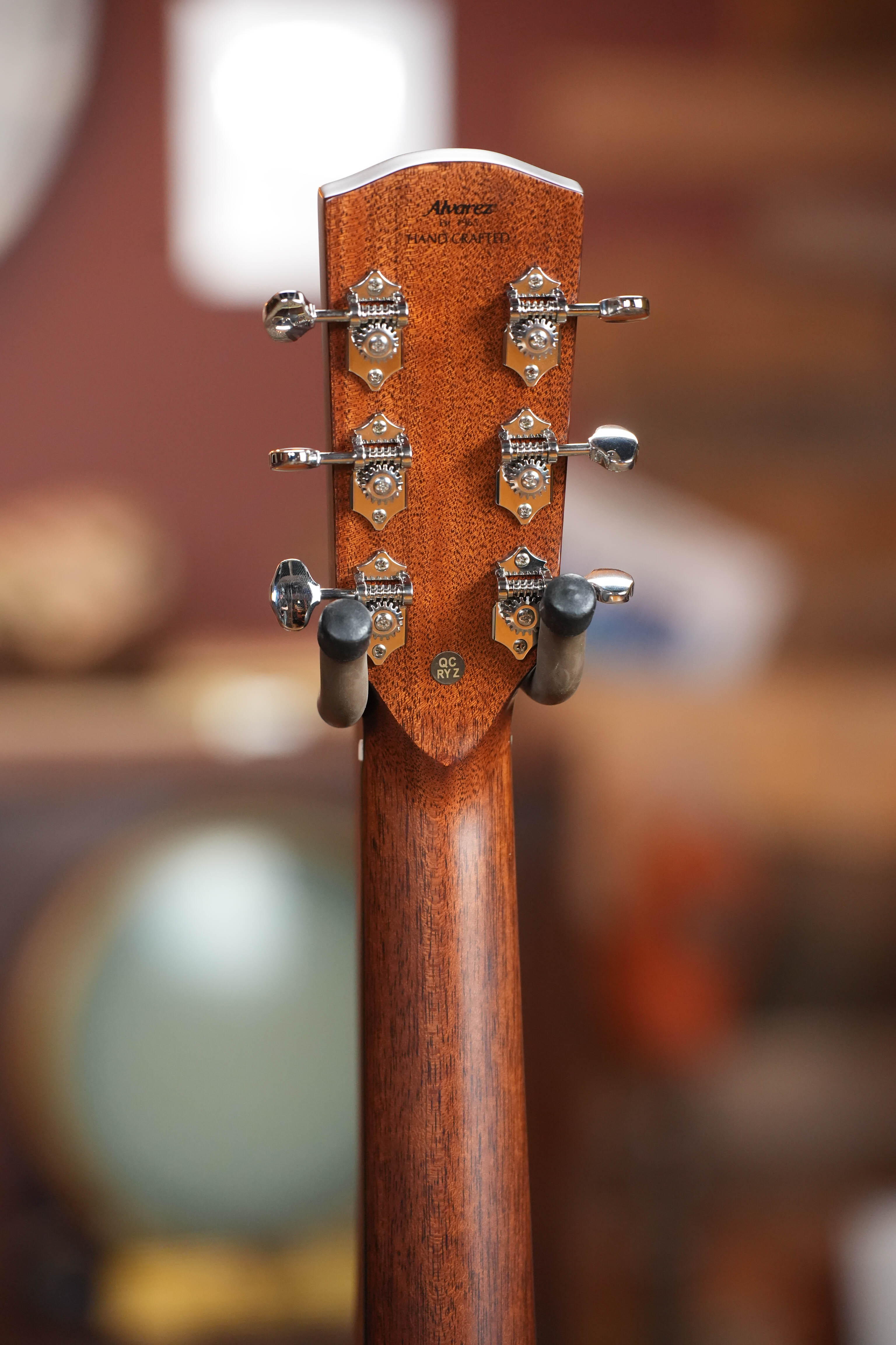 Alvarez LD70e Sitka/Rosewood Herringbone Sunset Dreadnought Guitar w/LR Baggs Electronics #2052