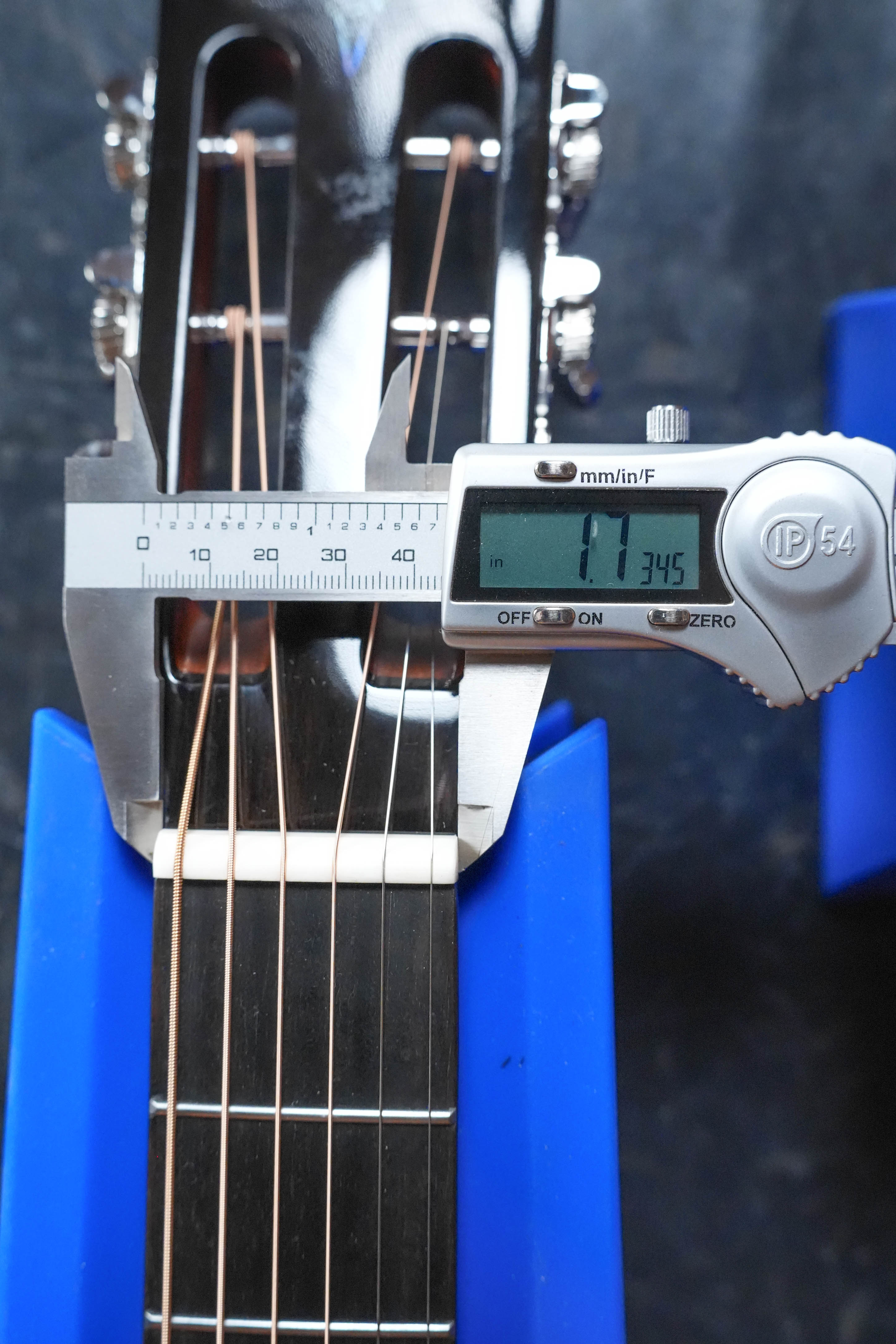 Alvarez LP60e Sitka/Mahogany Parlor Acoustic Guitar w/ L.R. Baggs HiFi Pickup #1147