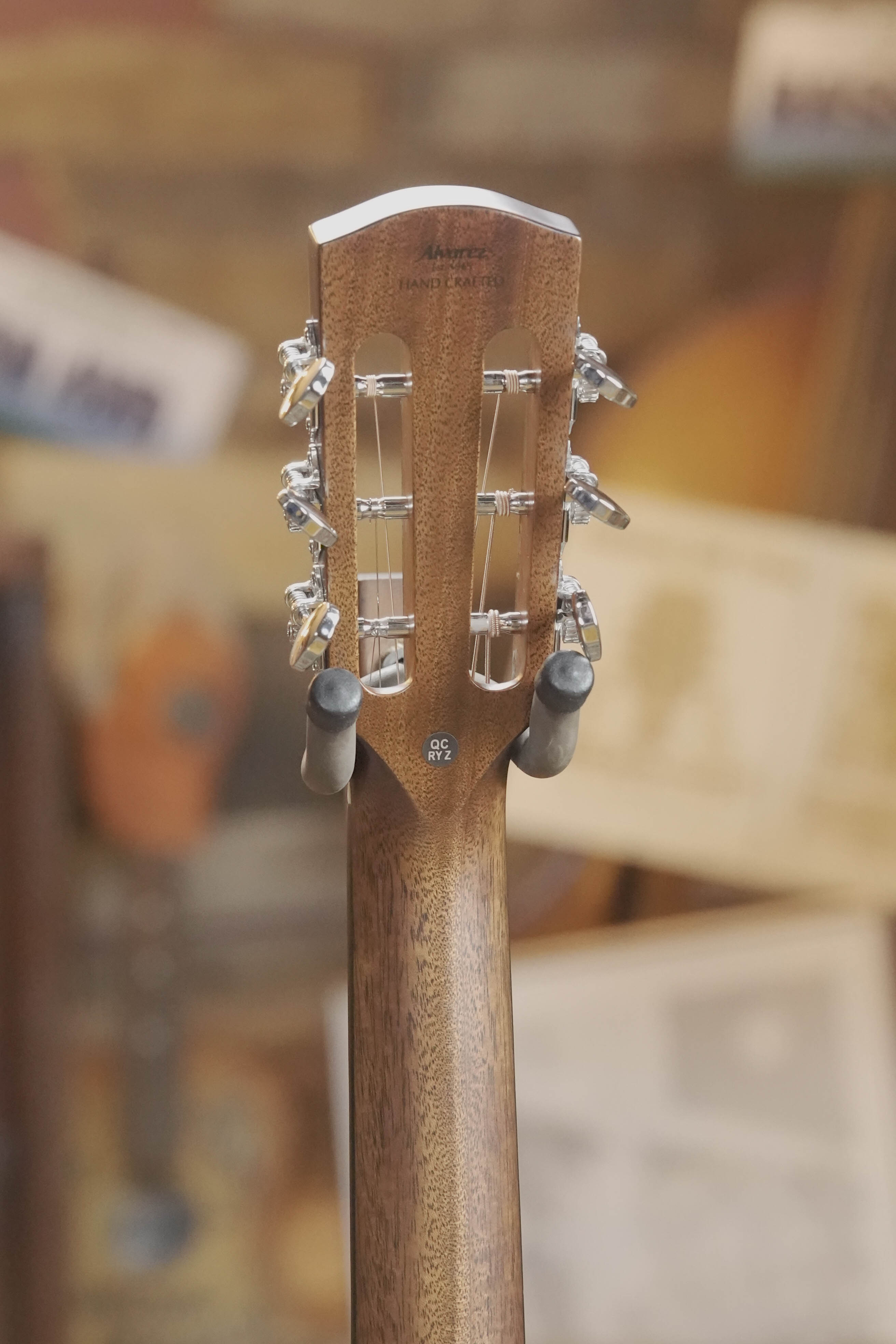 Alvarez Laureate LP70e Herringbone Sunset Sitka/East Indian Rosewood Parlor Guitar w/LR Baggs HiFi Pickup #1455