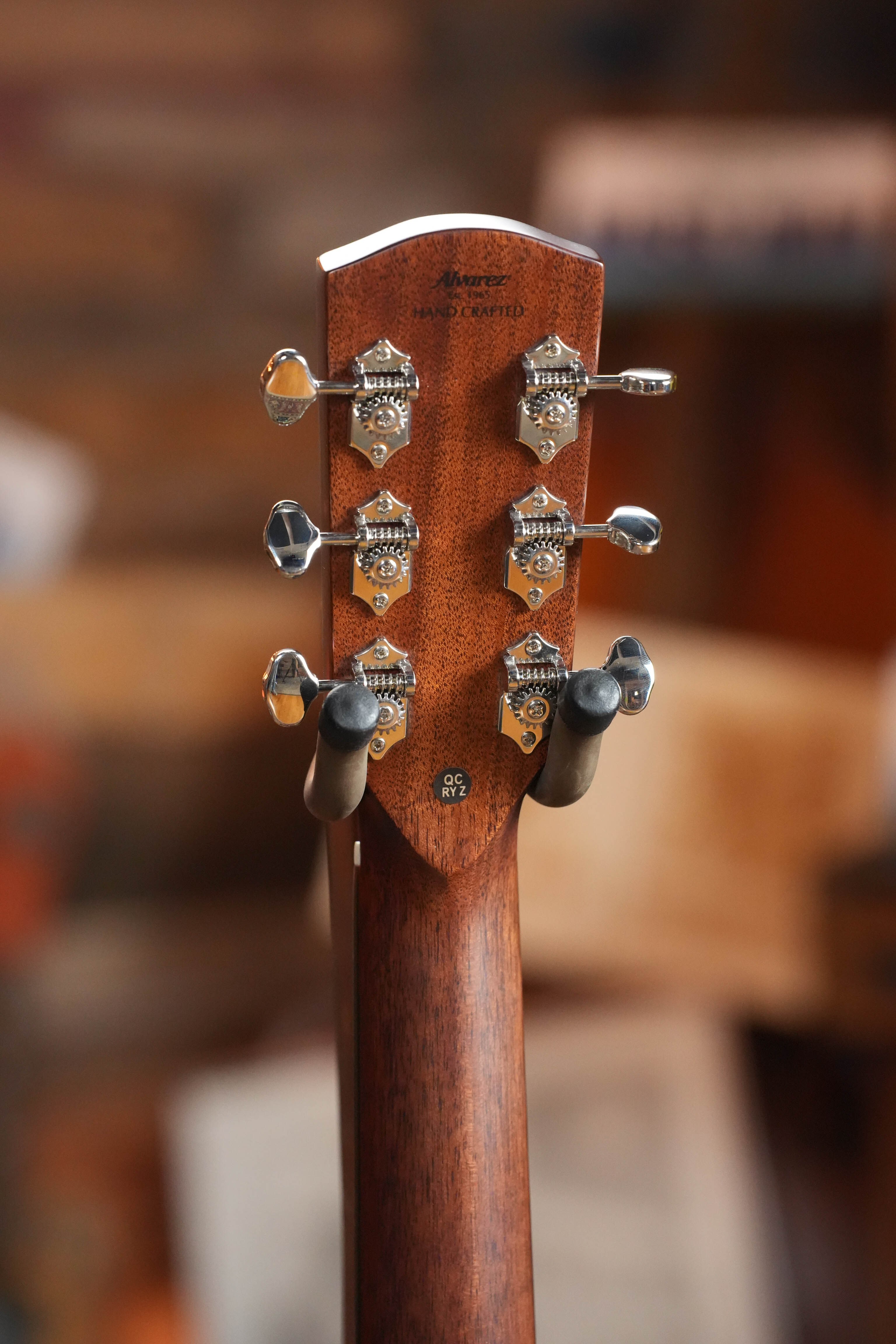 Alvarez Laureate Series LF70e Herringbone Blacktop Sitka/Rosewood Sunset OM Guitar w/LR Baggs Hifi Pickup #1478