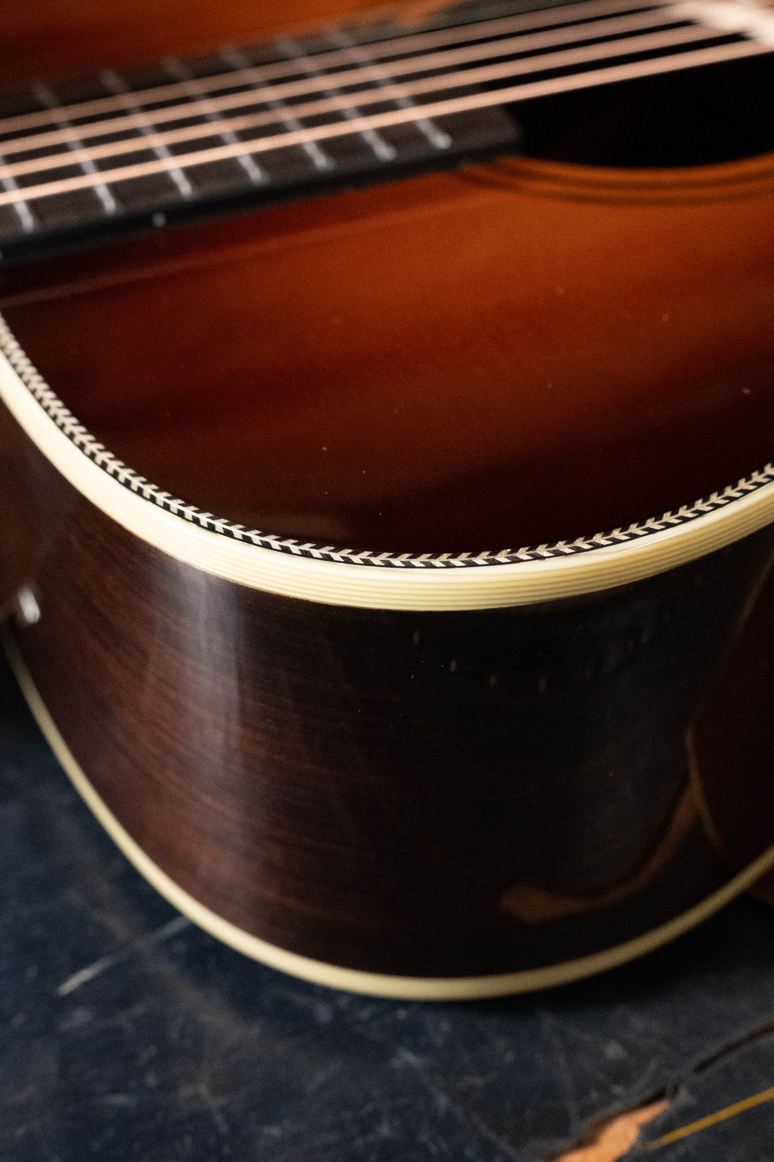 Alvarez Laureate Series LF70e Herringbone Sitka/Rosewood Sunset OM Guitar w/LR Baggs Hifi Pickup #2884