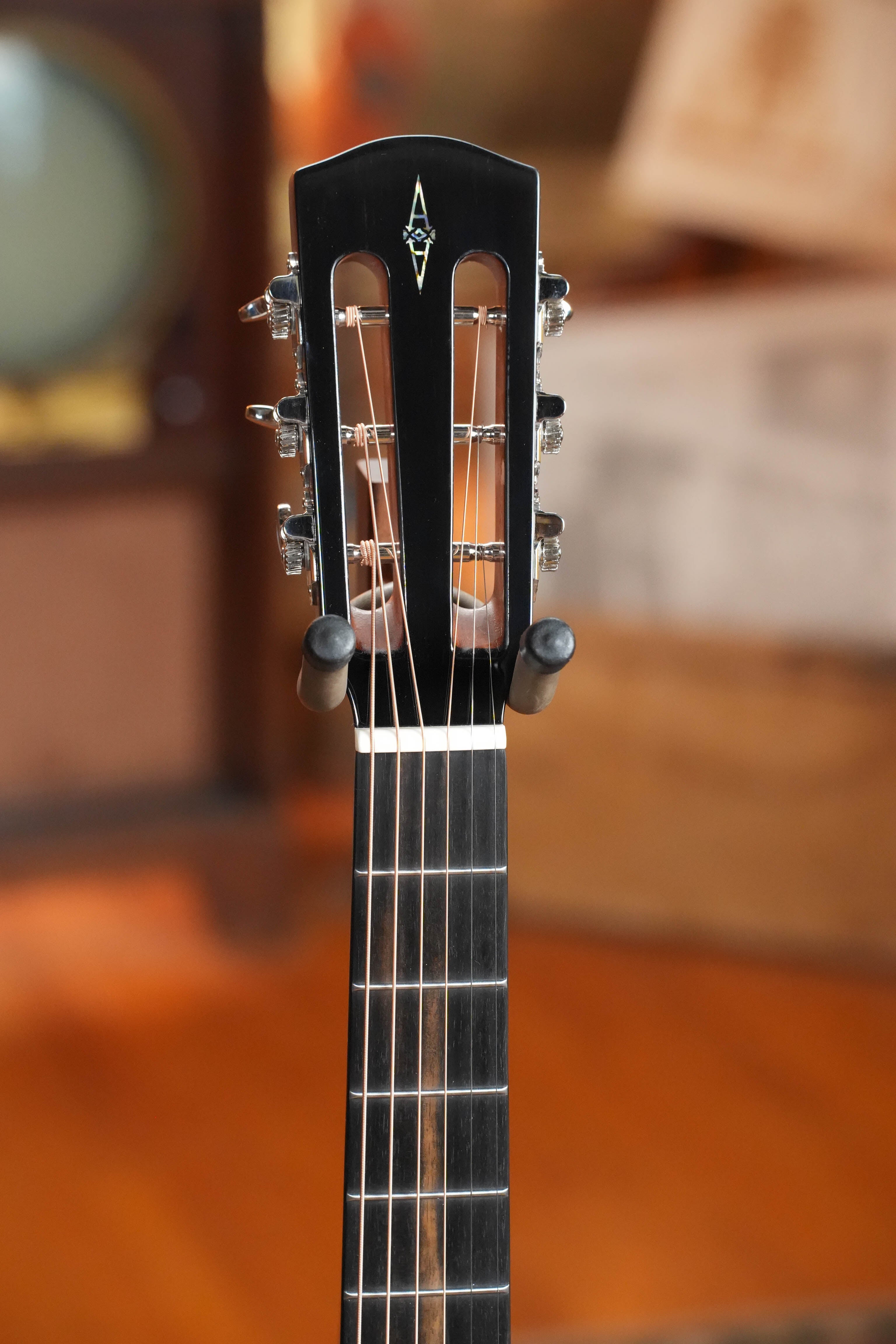 Alvarez Laureate Series LT60e Sunset Sitka/Mahogany OOO Guitar w/LR Baggs Hifi Pickup #1561