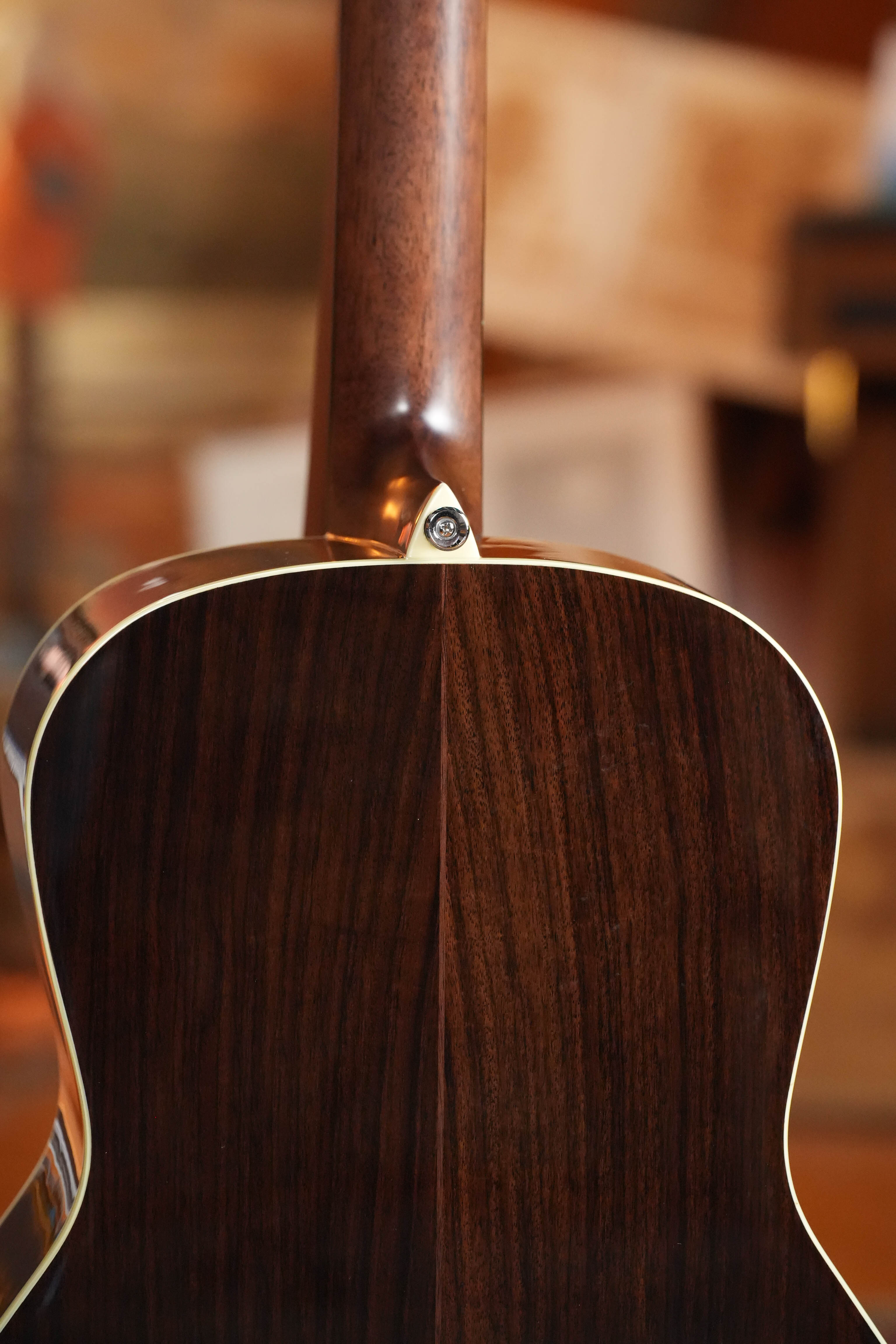 Alvarez Laureate Series LT70e Sitka/Rosewood Herringbone Sunset OOO Guitar w/LR Baggs Electronics #1327