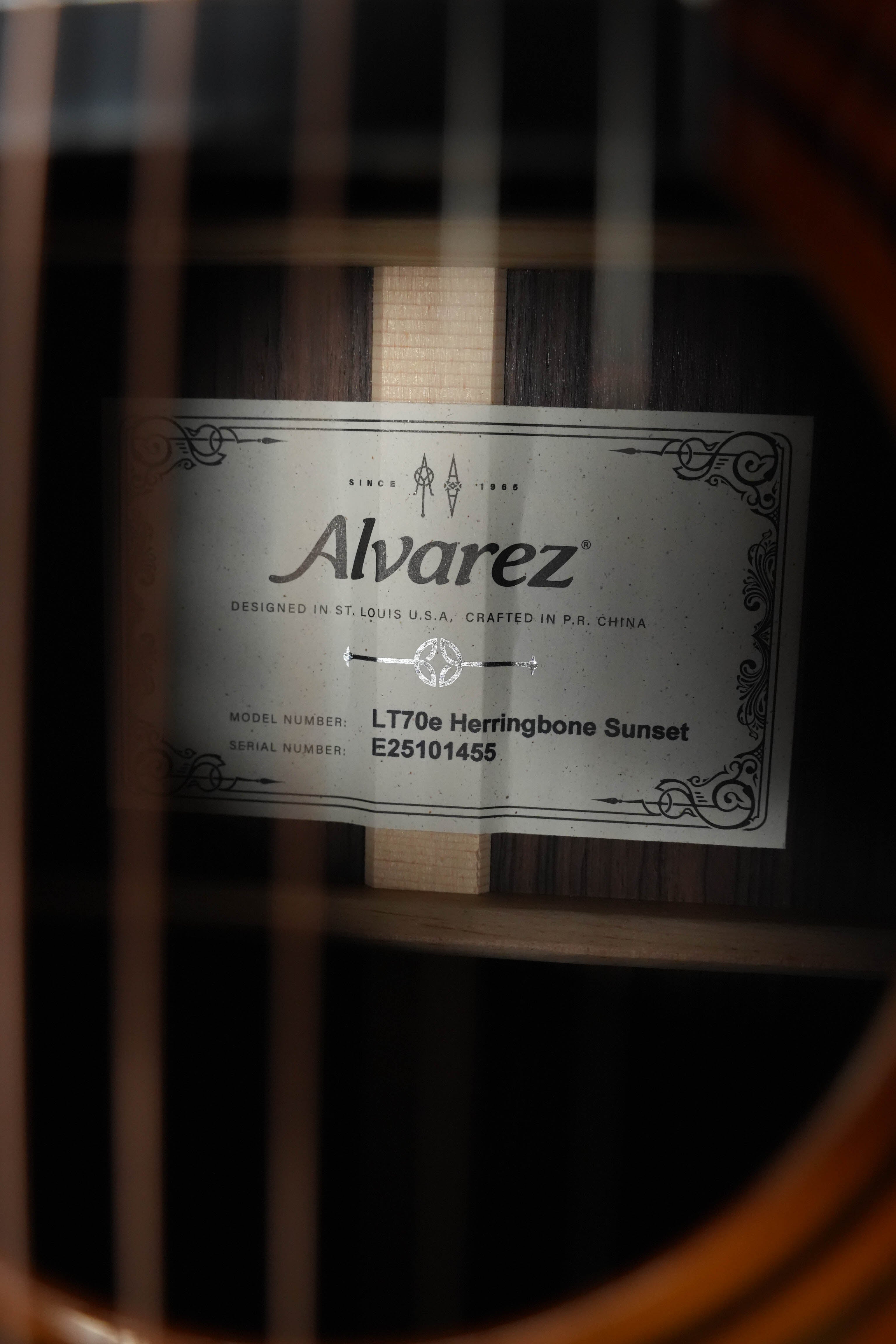 Alvarez Laureate Series LT70e Sitka/Rosewood Herringbone Sunset OOO Guitar w/LR Baggs Electronics #1455