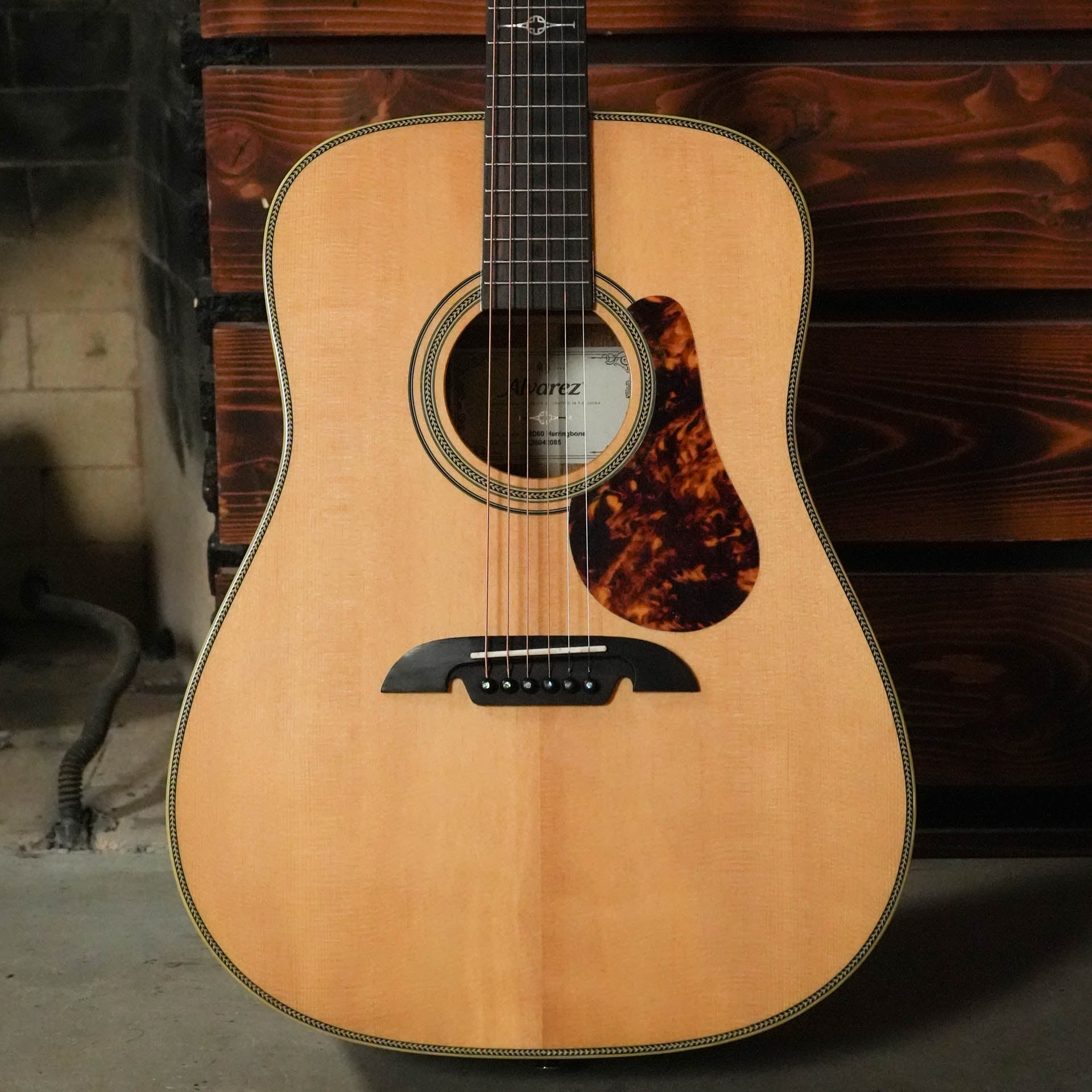 Alvarez Masterworks Series MD60 Herringbone Sitka/African Mahogany Dreadnought Acoustic Guitar #2085