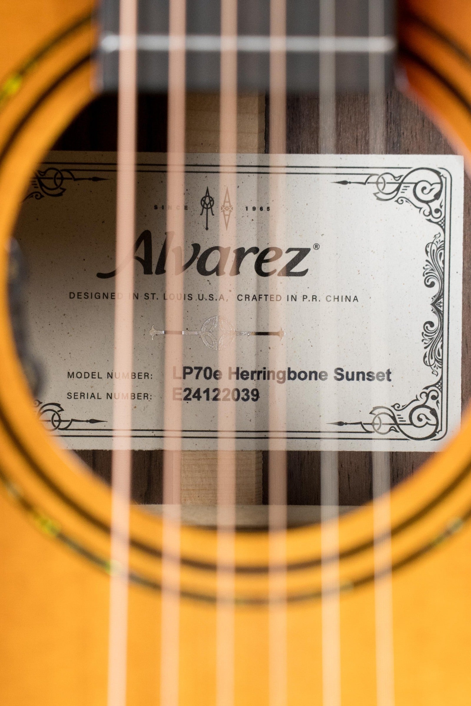 Alvarez Laureate LP70e Herringbone Sunset Sitka/East Indian Rosewood Parlor Guitar w/LR Baggs HiFi Pickup #2039