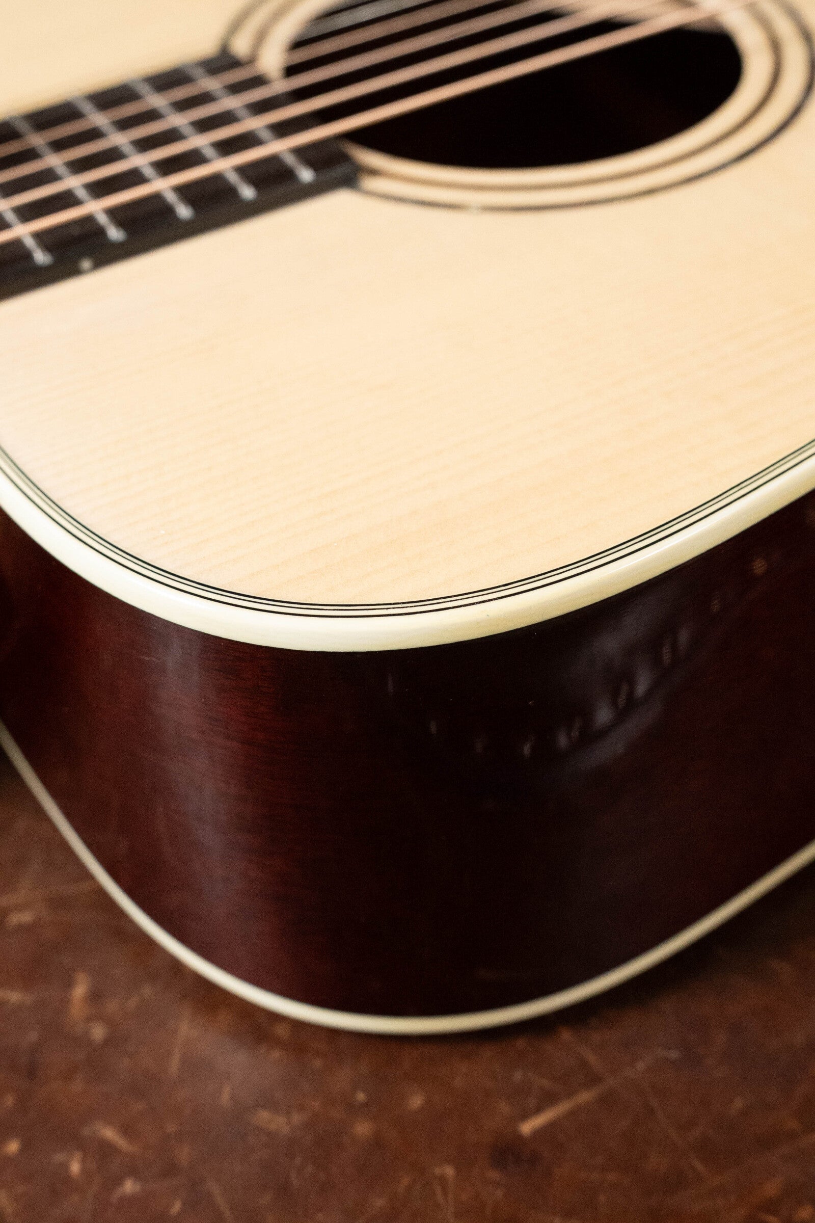 Alvarez Yairi Honduran Series DYM60HD Adirondack/Vintage Honduran Mahogany Dreadnought Acoustic Guitar #7150
