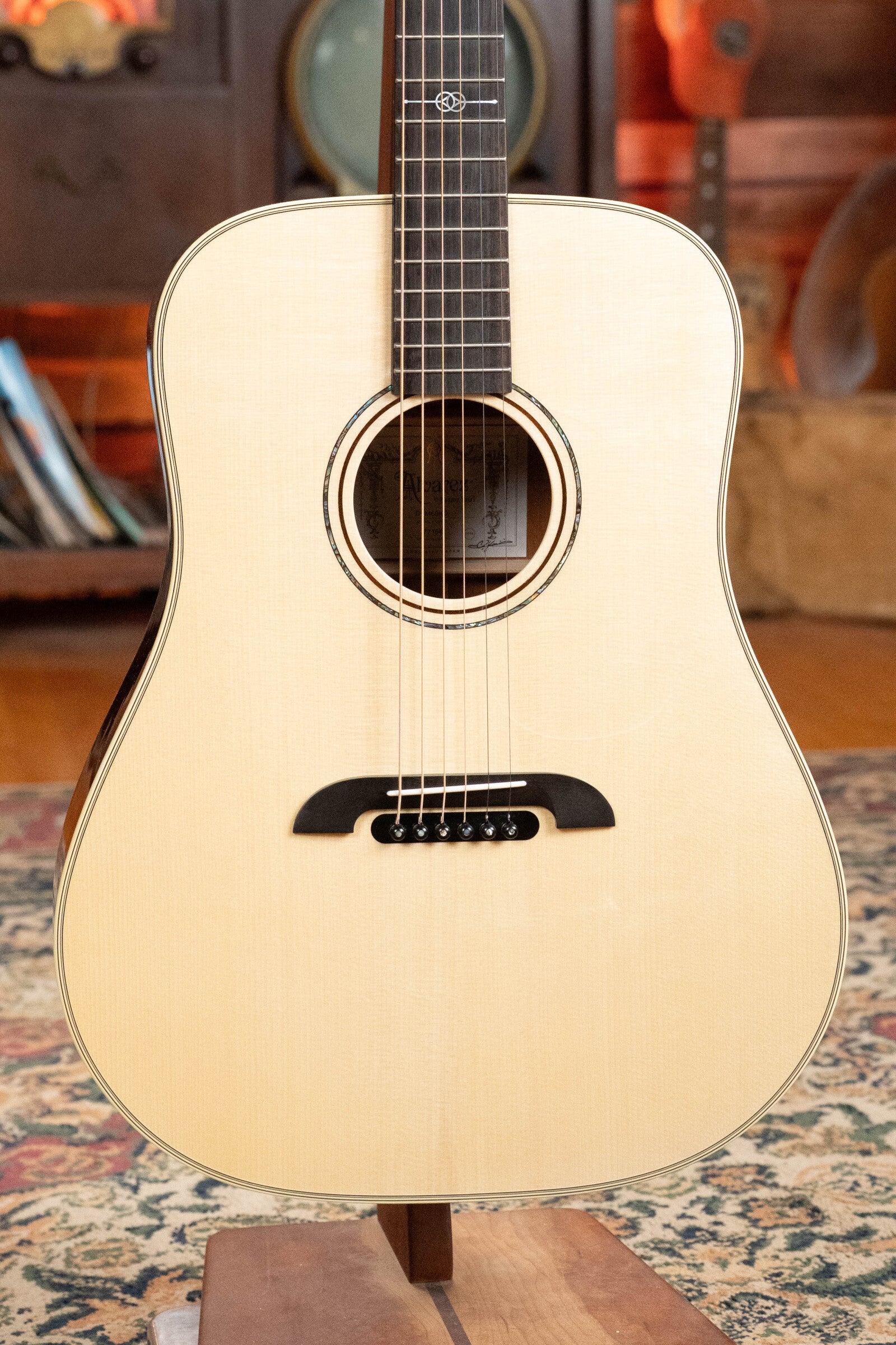 Alvarez Yairi Honduran Series DYM60HD Adirondack/Vintage Honduran Mahogany Dreadnought Acoustic Guitar #7164