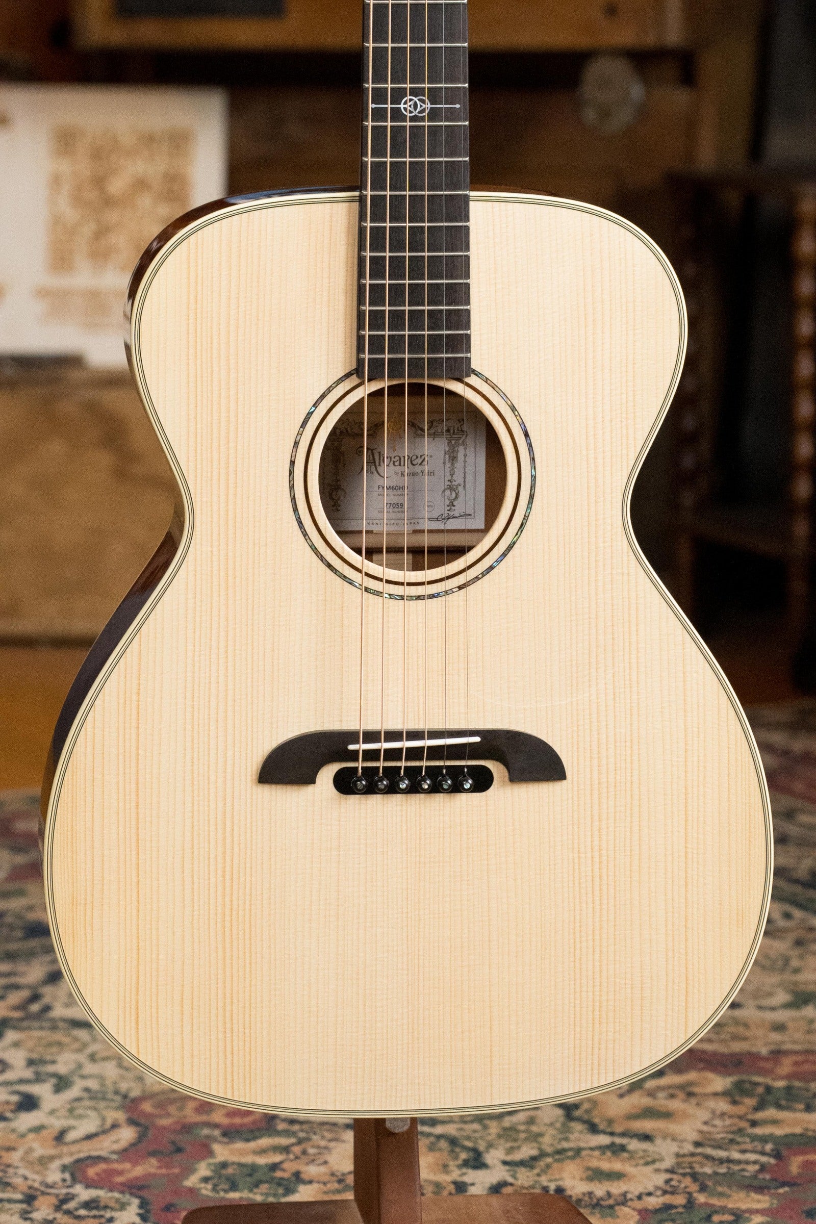 Alvarez Yairi Honduran Series FYM60HD Adirondack/Vintage Honduran Mahogany OM Acoustic Guitar #7059