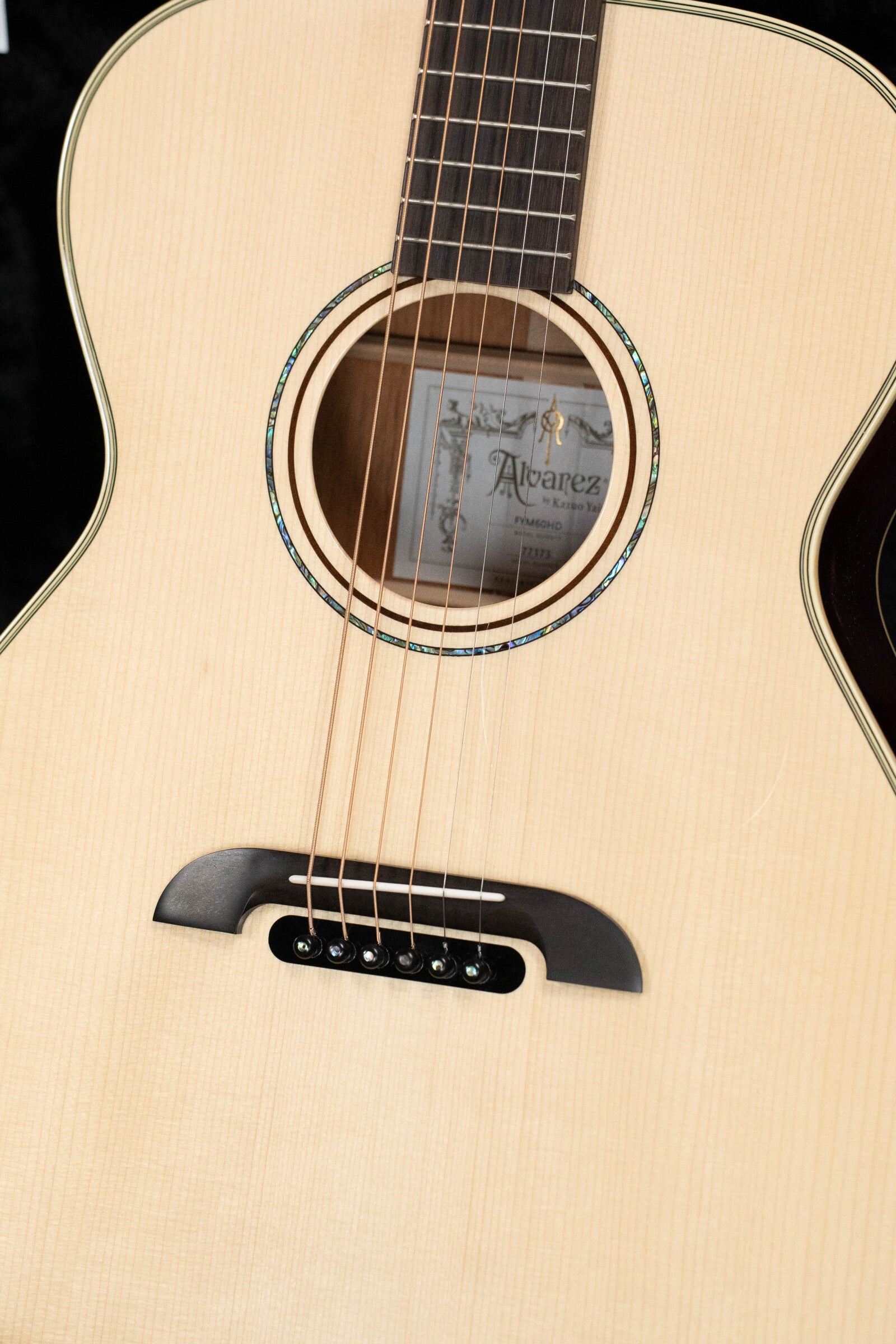 Alvarez Yairi Honduran Series FYM60HD Adirondack/Vintage Honduran Mahogany OM Acoustic Guitar #7173