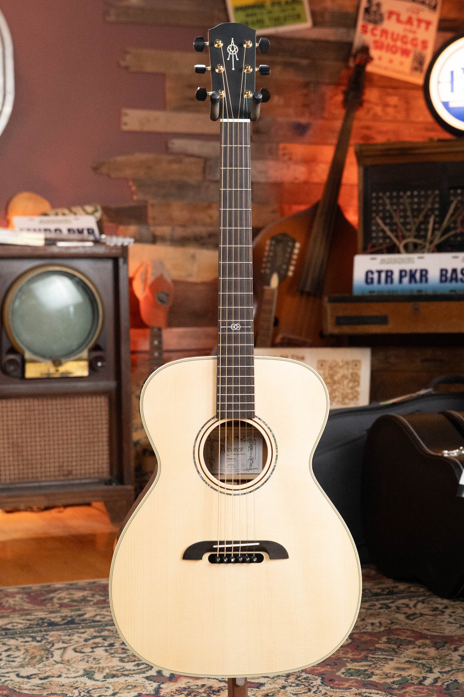 Alvarez Yairi Honduran Series FYM60HD Adirondack/Vintage Honduran Mahogany OM Acoustic Guitar #7173