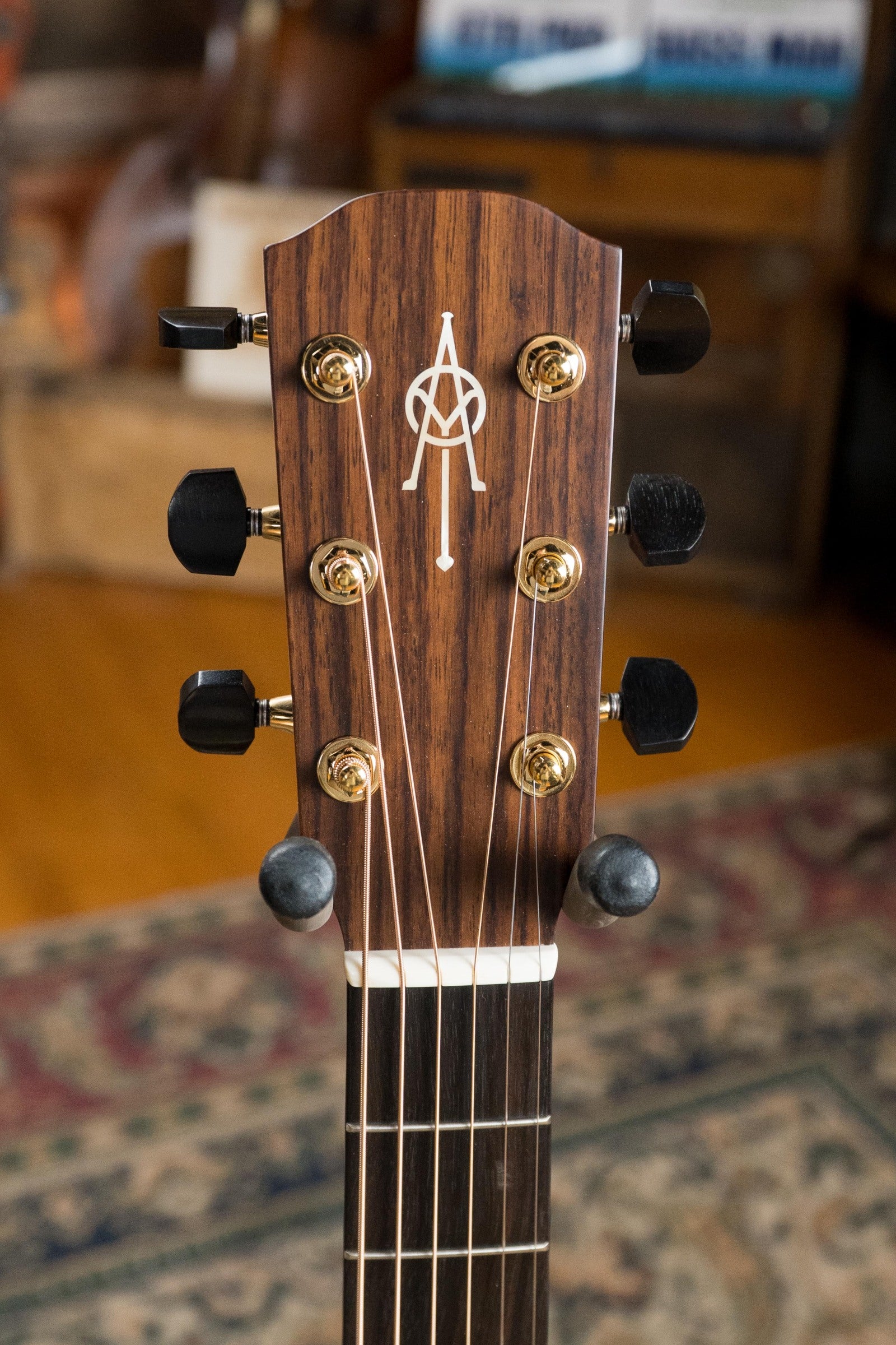 Alvarez Yairi Masterworks DYM70 Sitka/Indian Rosewood Dreadnought Acoustic Guitar #6000
