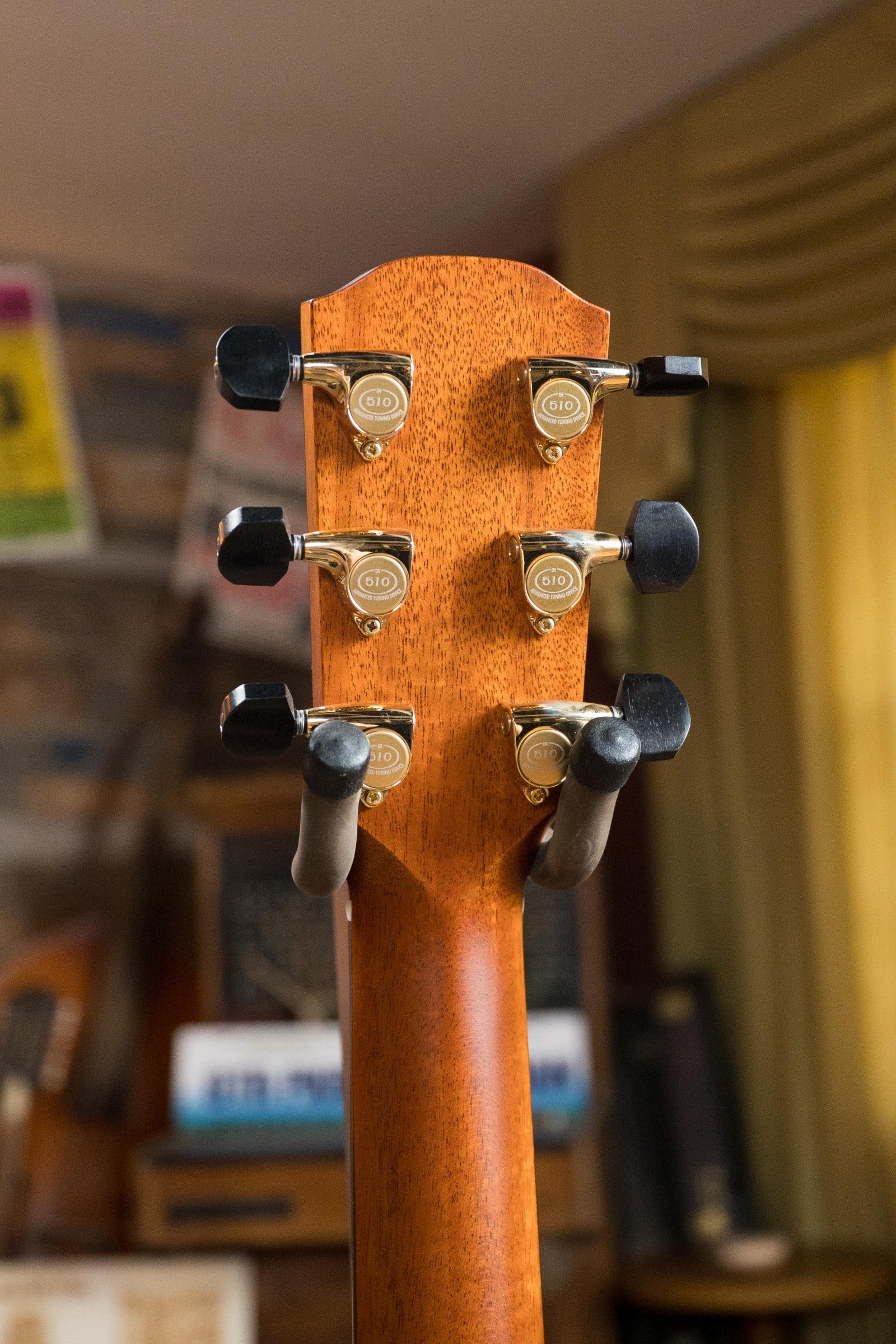 Alvarez Yairi Masterworks DYM70 Sitka/Indian Rosewood Dreadnought Acoustic Guitar #6000
