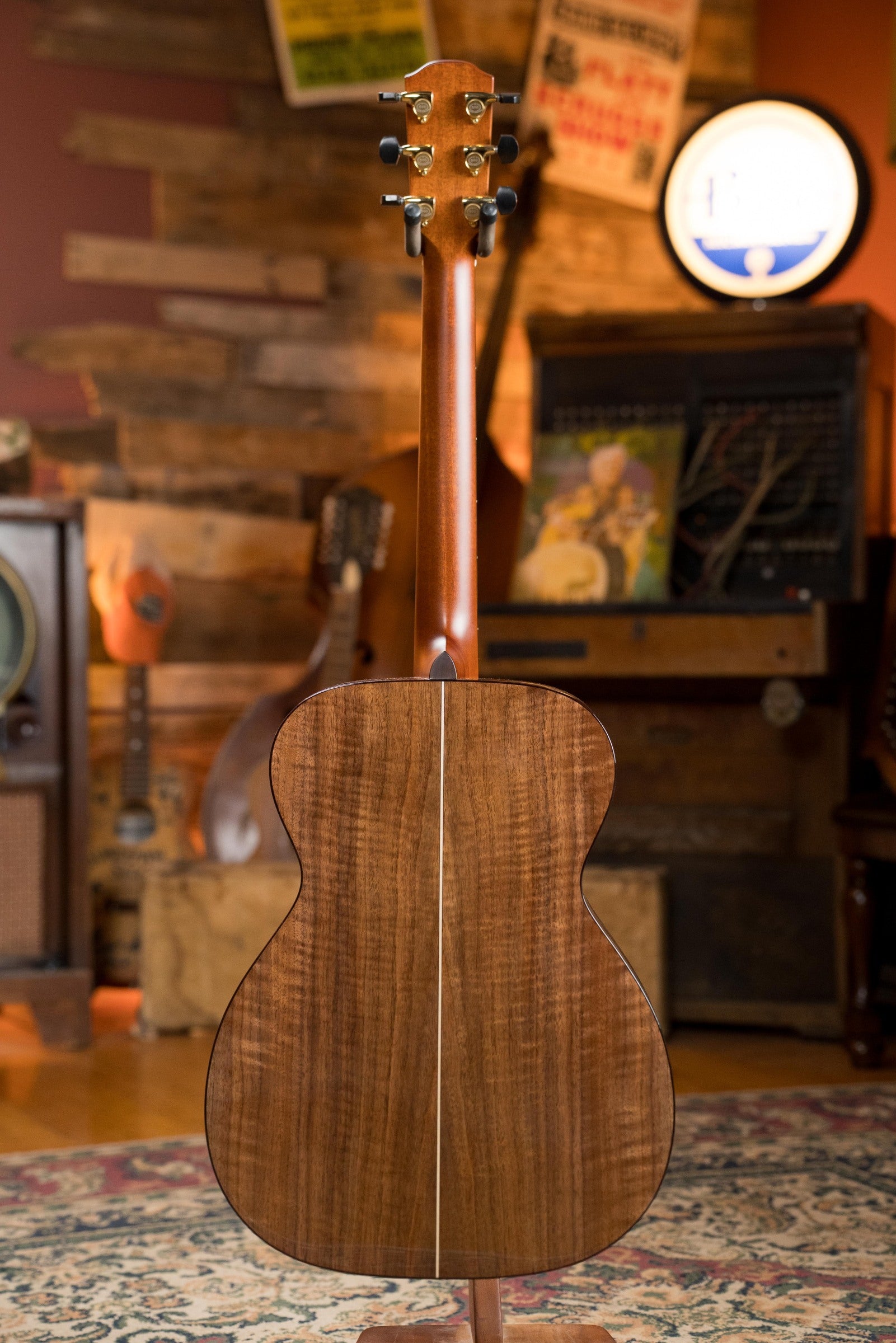 Alvarez Yairi Masterworks Series FYM77 Reserve 1 of 6 Worldwide Adirondack/Flamed Black Walnut OM Acoustic Guitar #6666