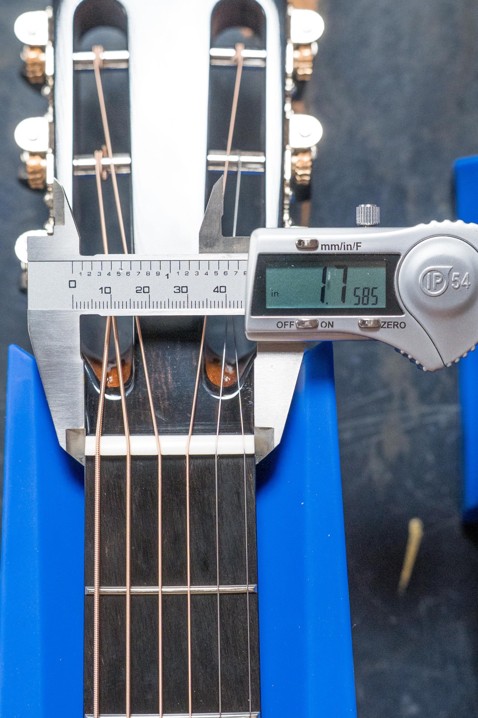 Bedell Angelica Bellissima Red Cedar/Rosewood Parlor Guitar w/K&K Pure Mini Pickup #4006