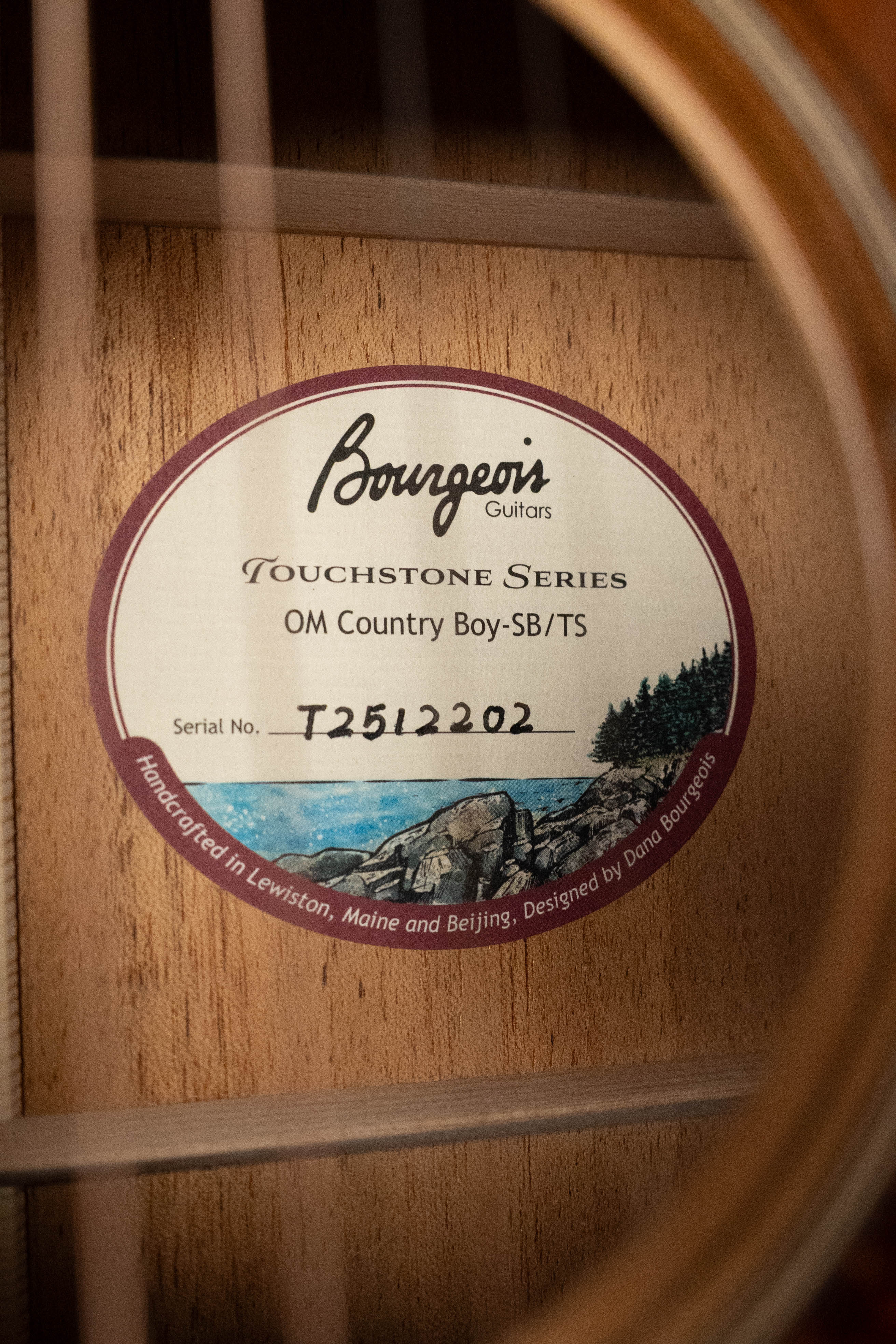 Bourgeois Country Boy Touchstone Series Sitka/Mahogany Orchestra Model Acoustic Guitar #2202