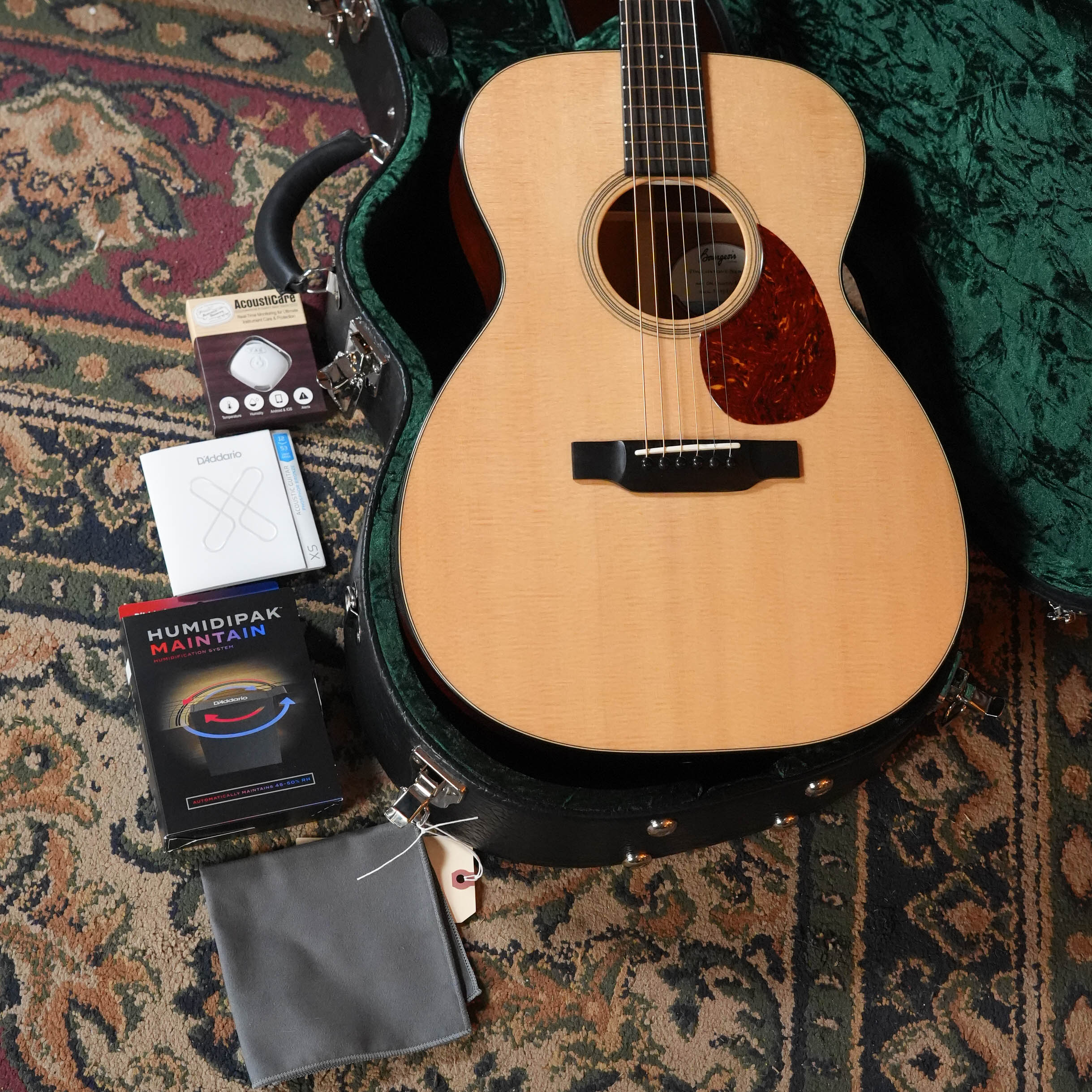 Bourgeois Country Boy Touchstone Series Sitka/Mahogany Orchestra Model Acoustic Guitar #3147