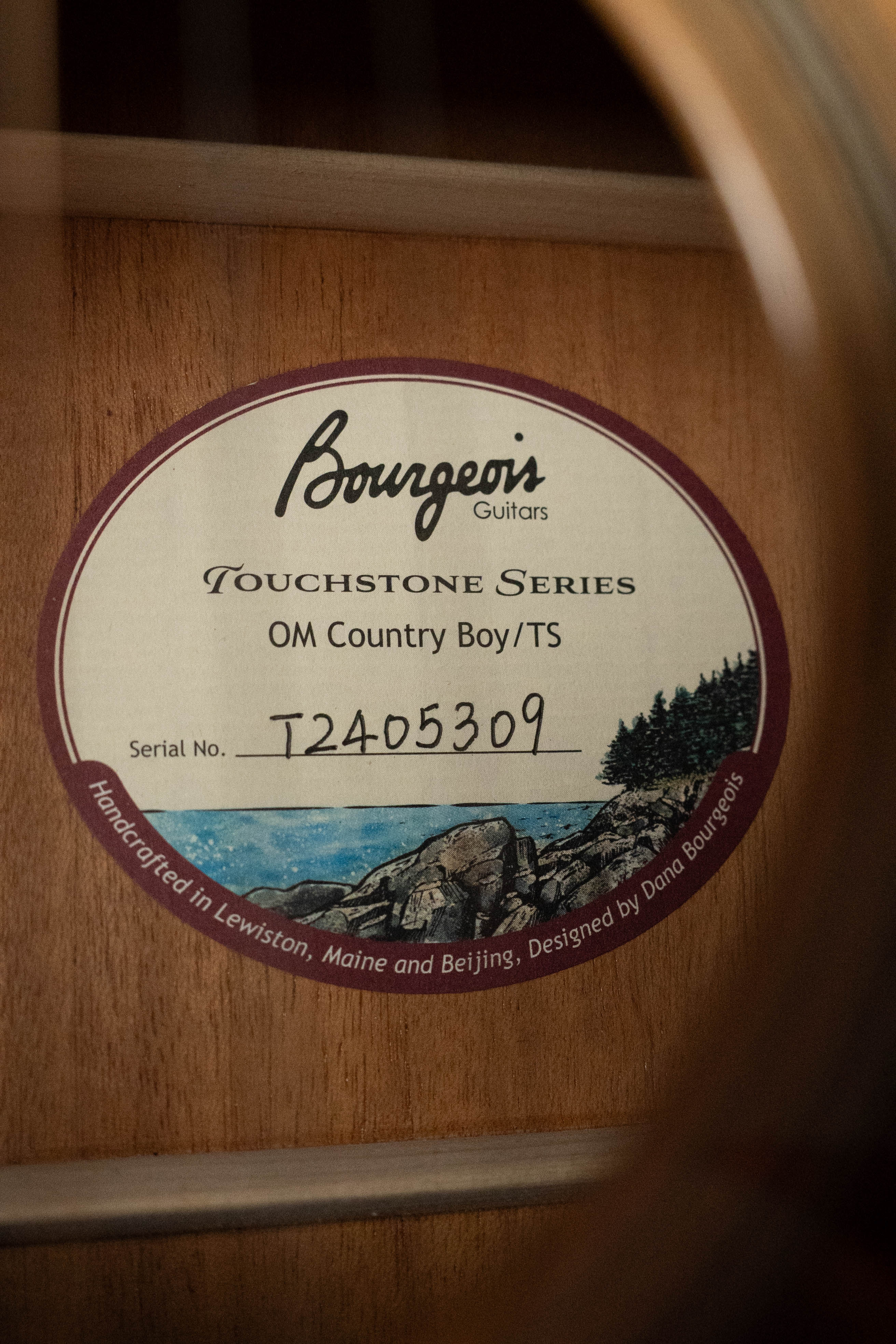 Bourgeois Country Boy Touchstone Series Sitka/Mahogany Orchestra Model Acoustic Guitar #5309