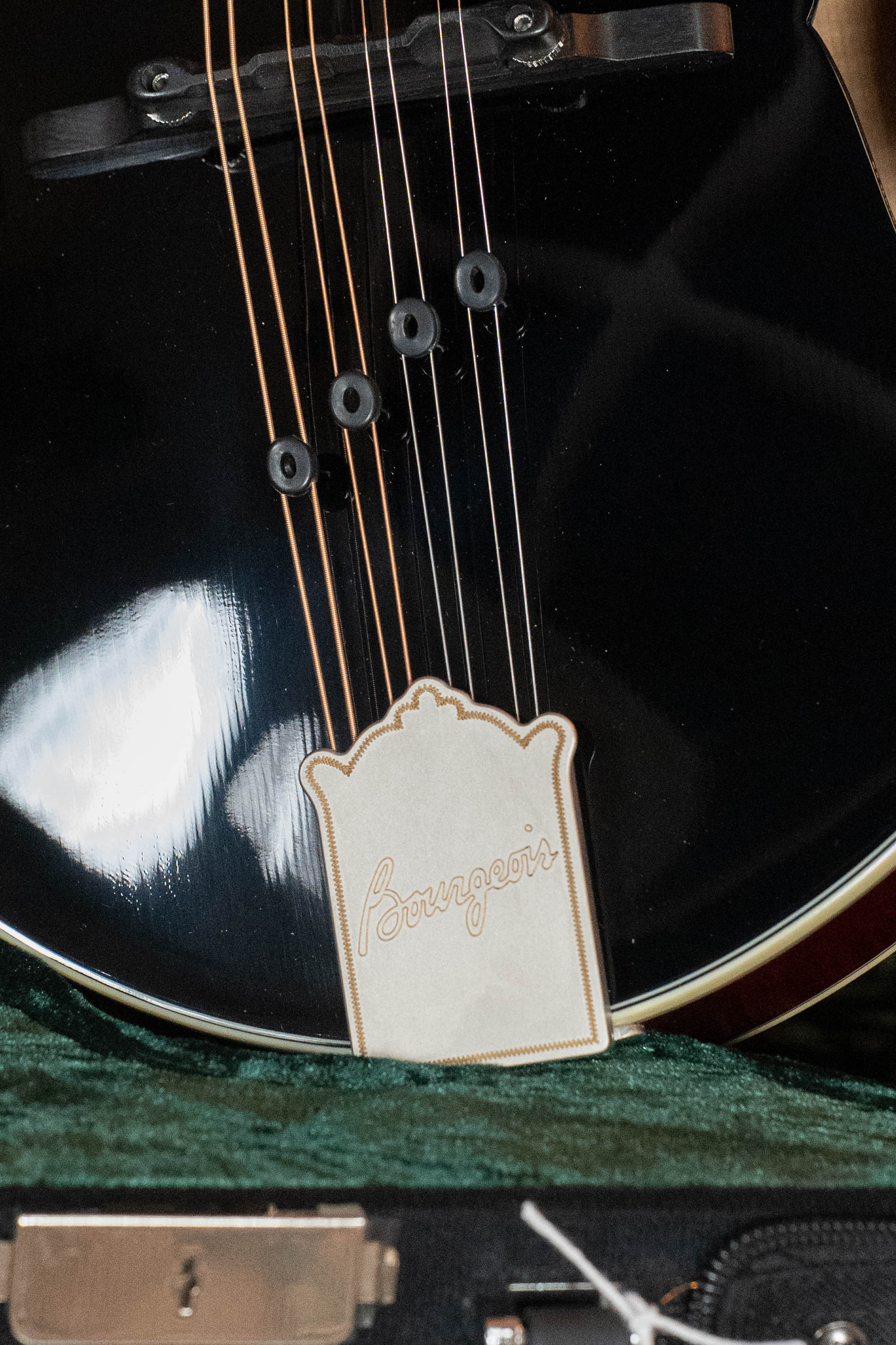 Bourgeois M5-F-BT Aged-Tone Adirondack/Maple Black Top F-Style Mandolin #6114