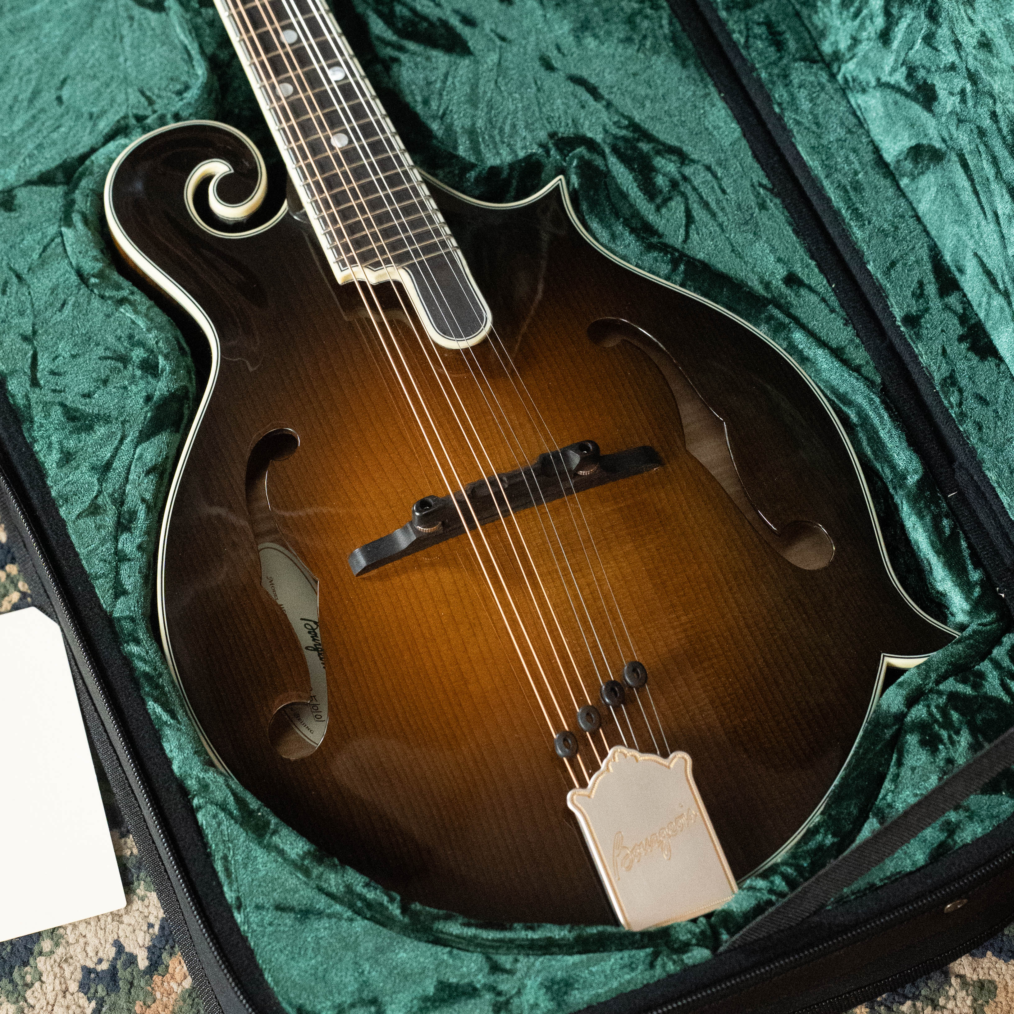 Bourgeois M5-F-SB Aged-Tone Adirondack/Maple Sunburst F-Style Mandolin #0101