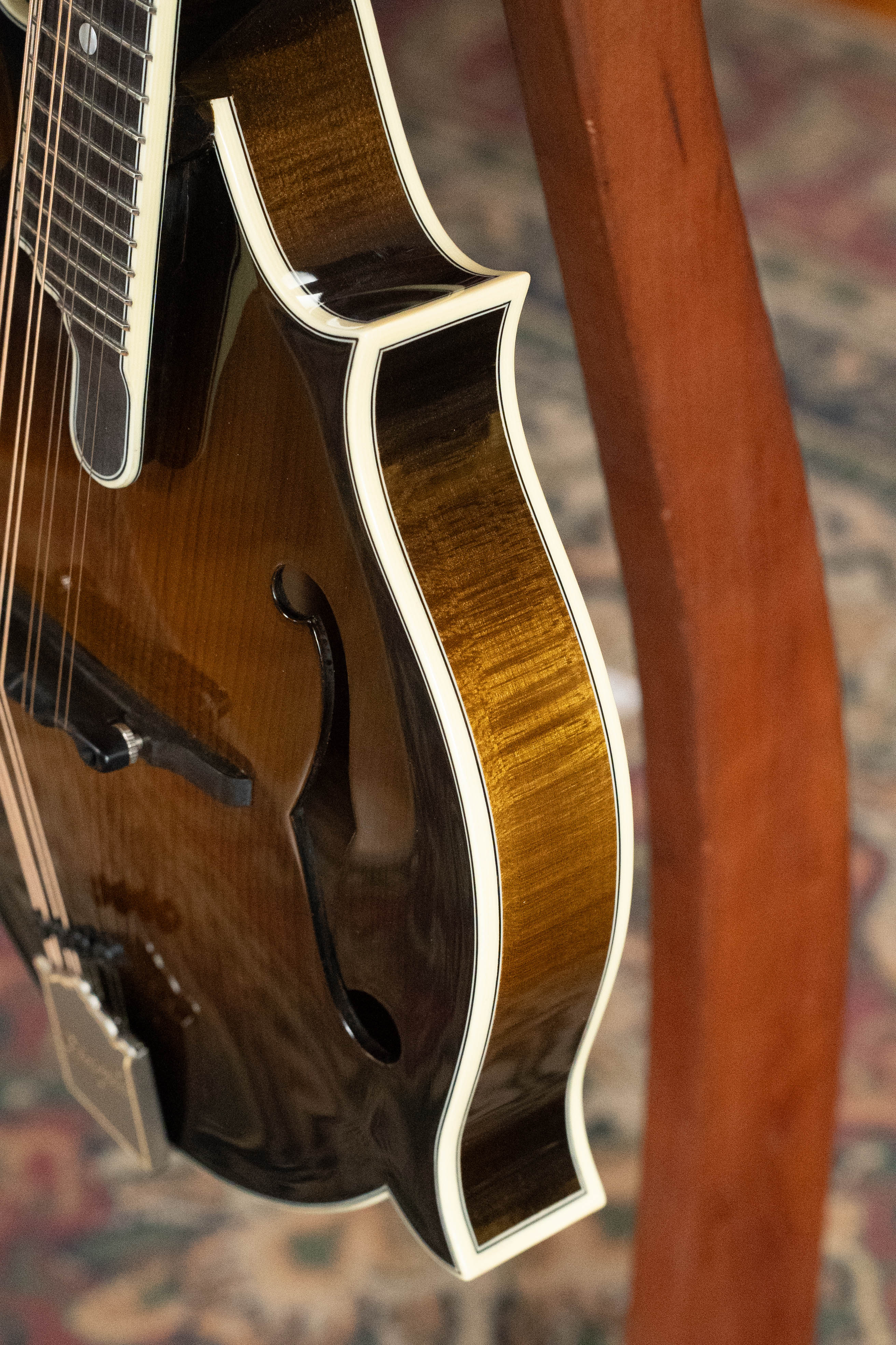 Bourgeois M5-F-SB Aged-Tone Adirondack/Maple Sunburst F-Style Mandolin #0101