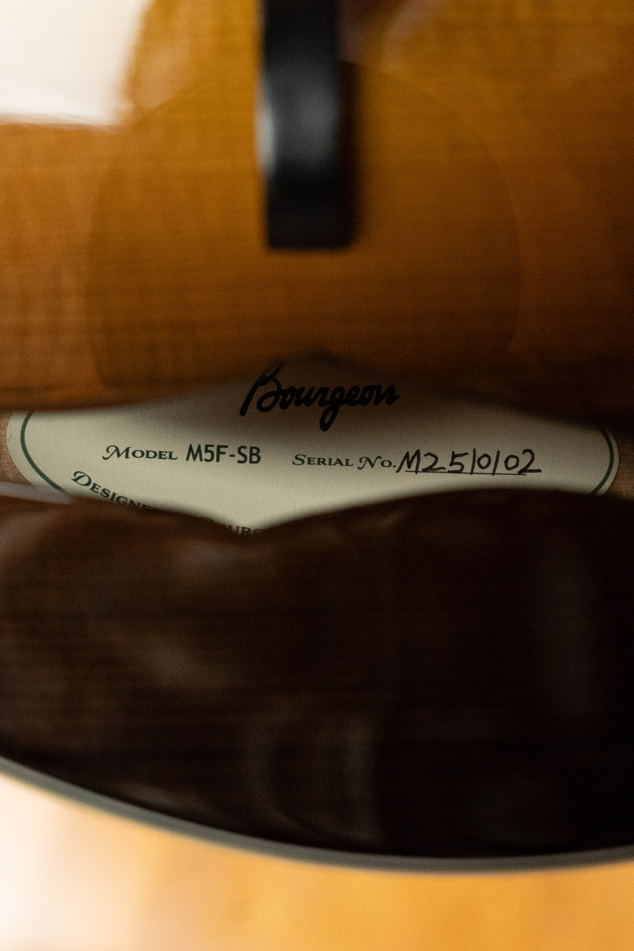 Bourgeois M5-F-SB Aged-Tone Adirondack/Maple Sunburst F-Style Mandolin #0102