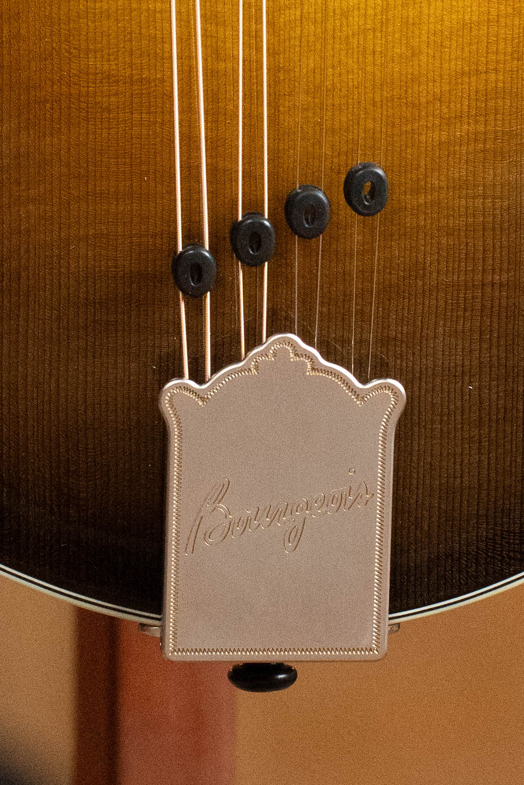 Bourgeois M5-F-SB Aged-Tone Adirondack/Maple Sunburst F-Style Mandolin #0102