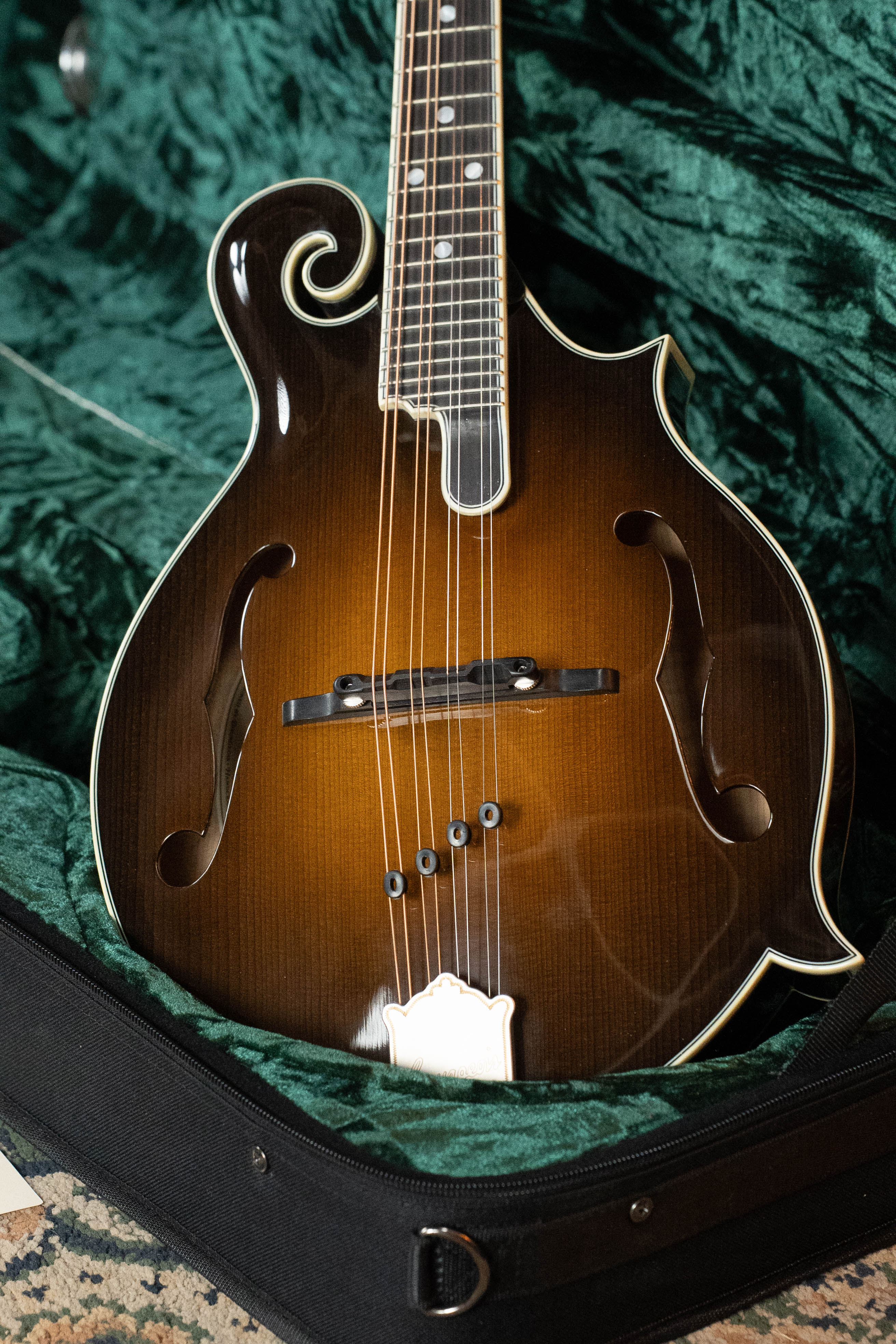 Bourgeois M5-F-SB Aged-Tone Adirondack/Maple Sunburst F-Style Mandolin #9110