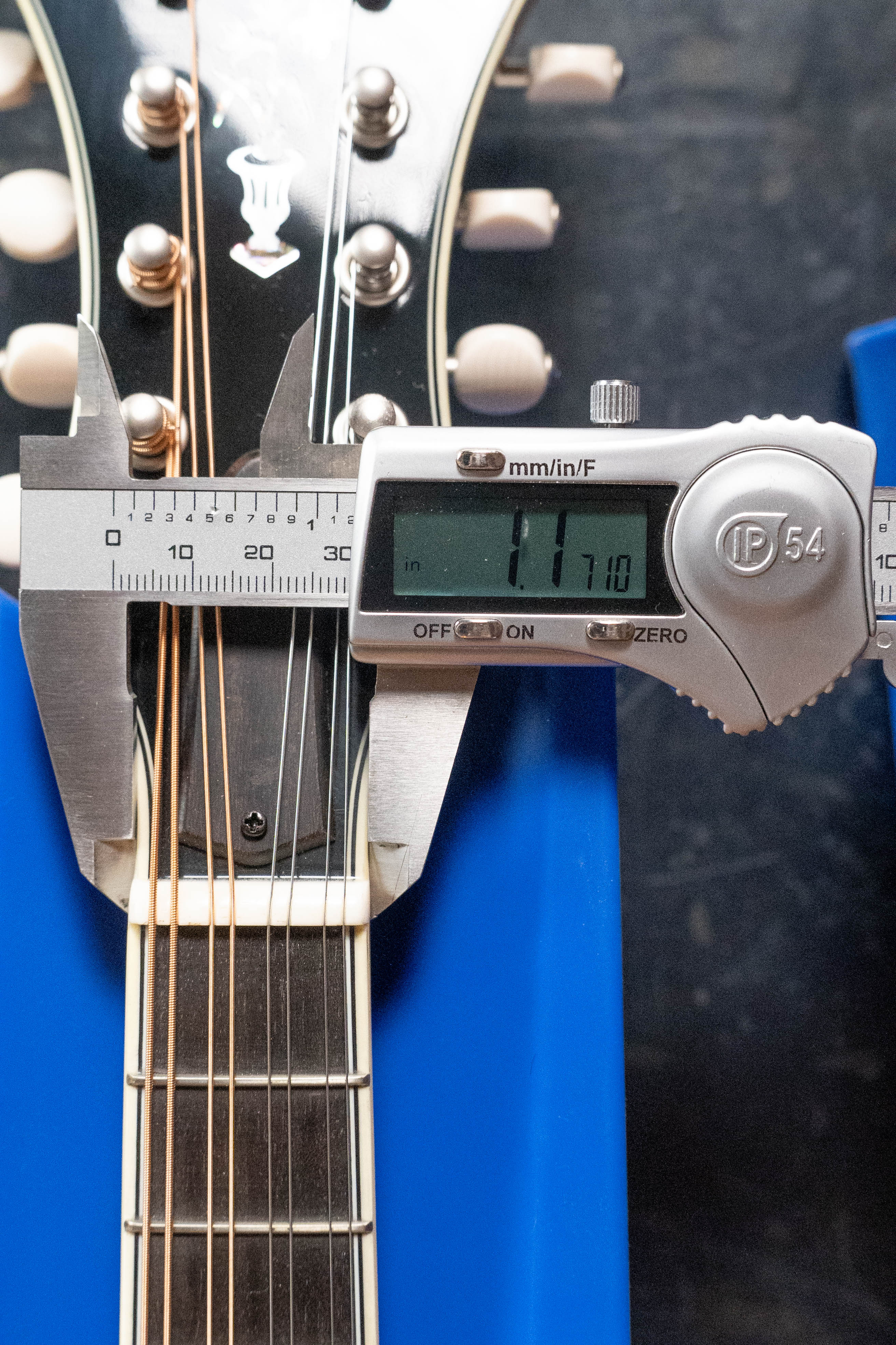 Bourgeois M5-F Aged-Tone Adirondack/Maple F-Style Mandolin #8111