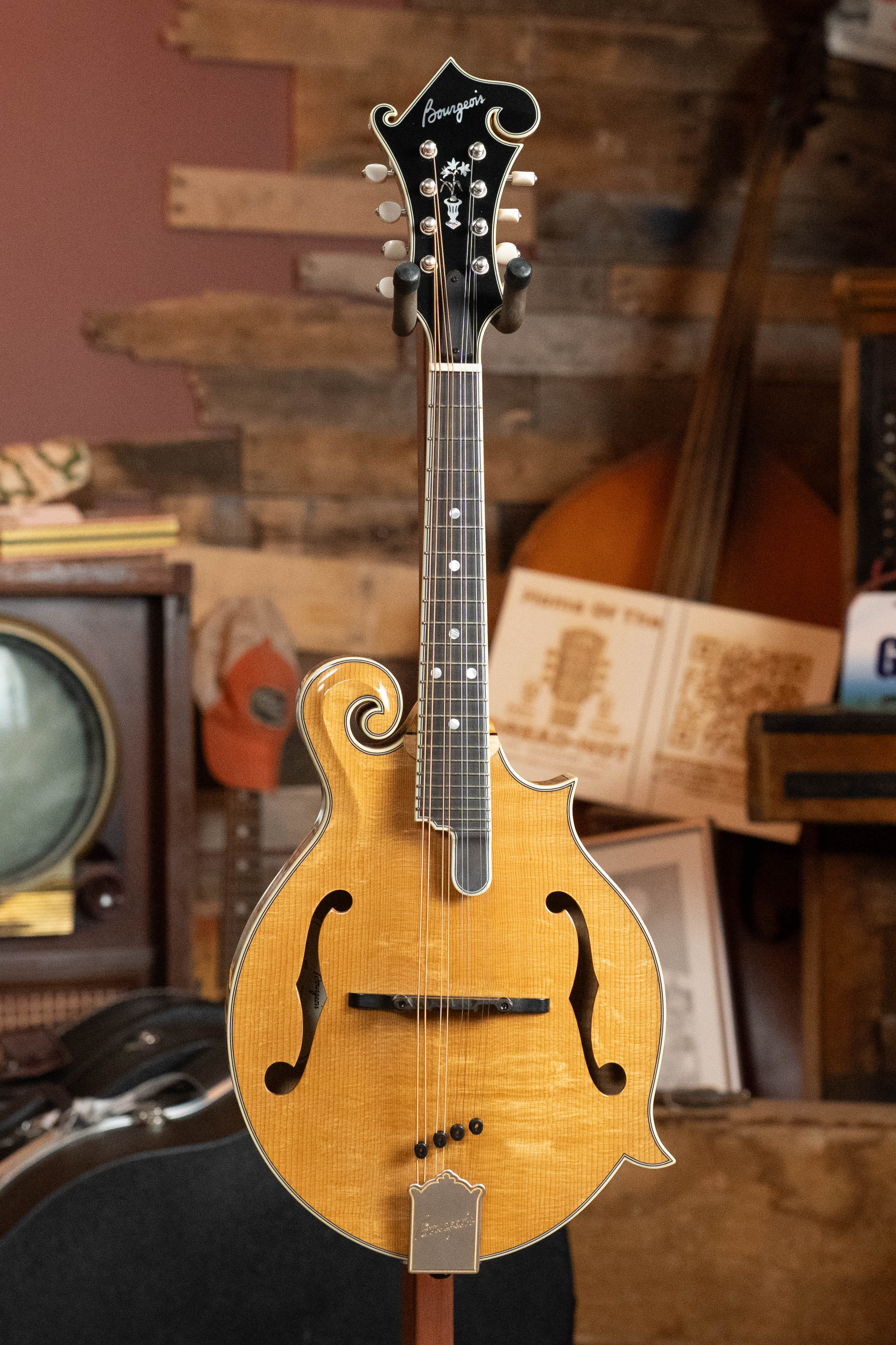 Bourgeois M5-F Aged-Tone Adirondack/Maple F-Style Mandolin #8111