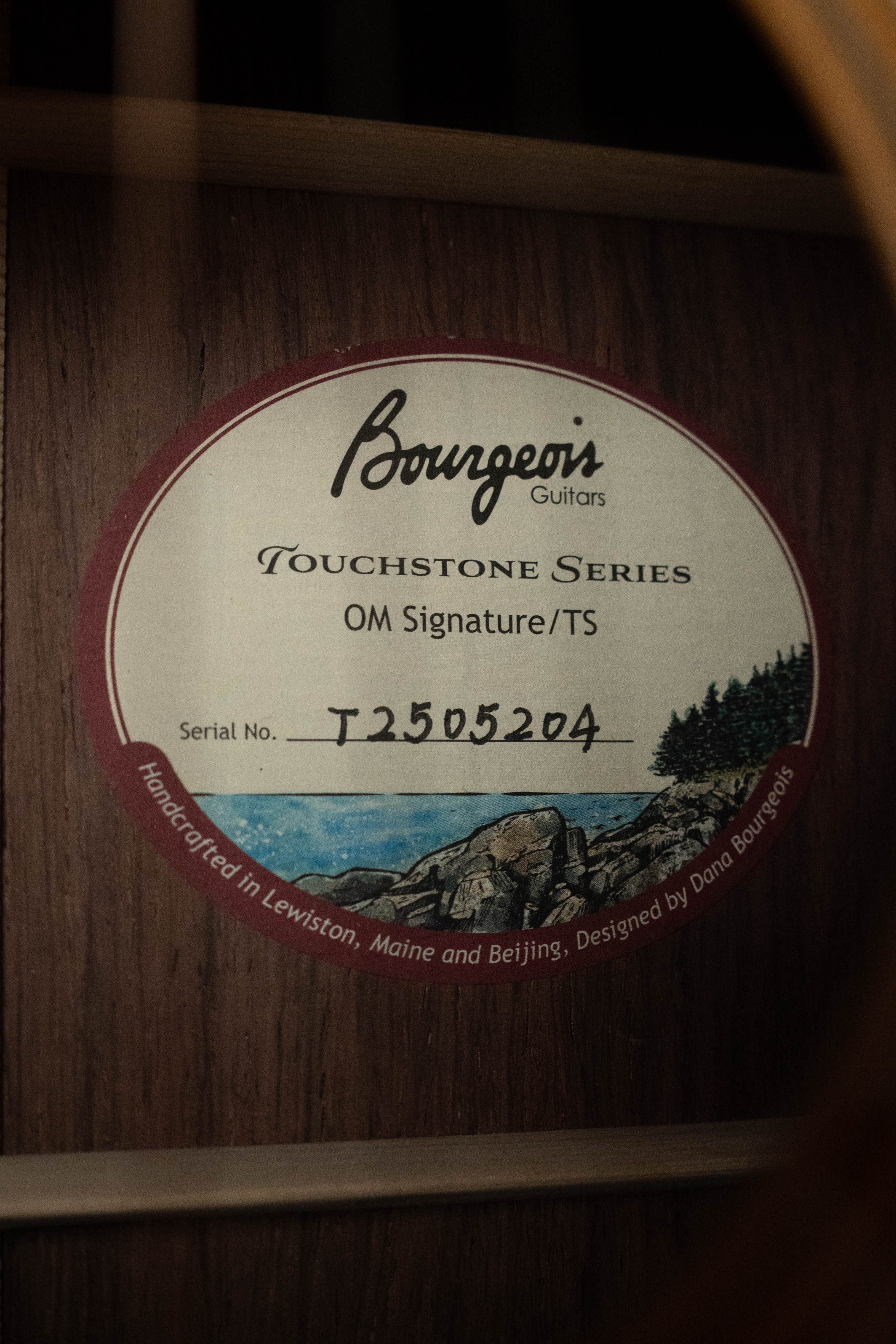 Bourgeois OM Touchstone Signature Torrefied Alaskan Sitka/Madagascar Rosewood Acoustic Guitar #5204