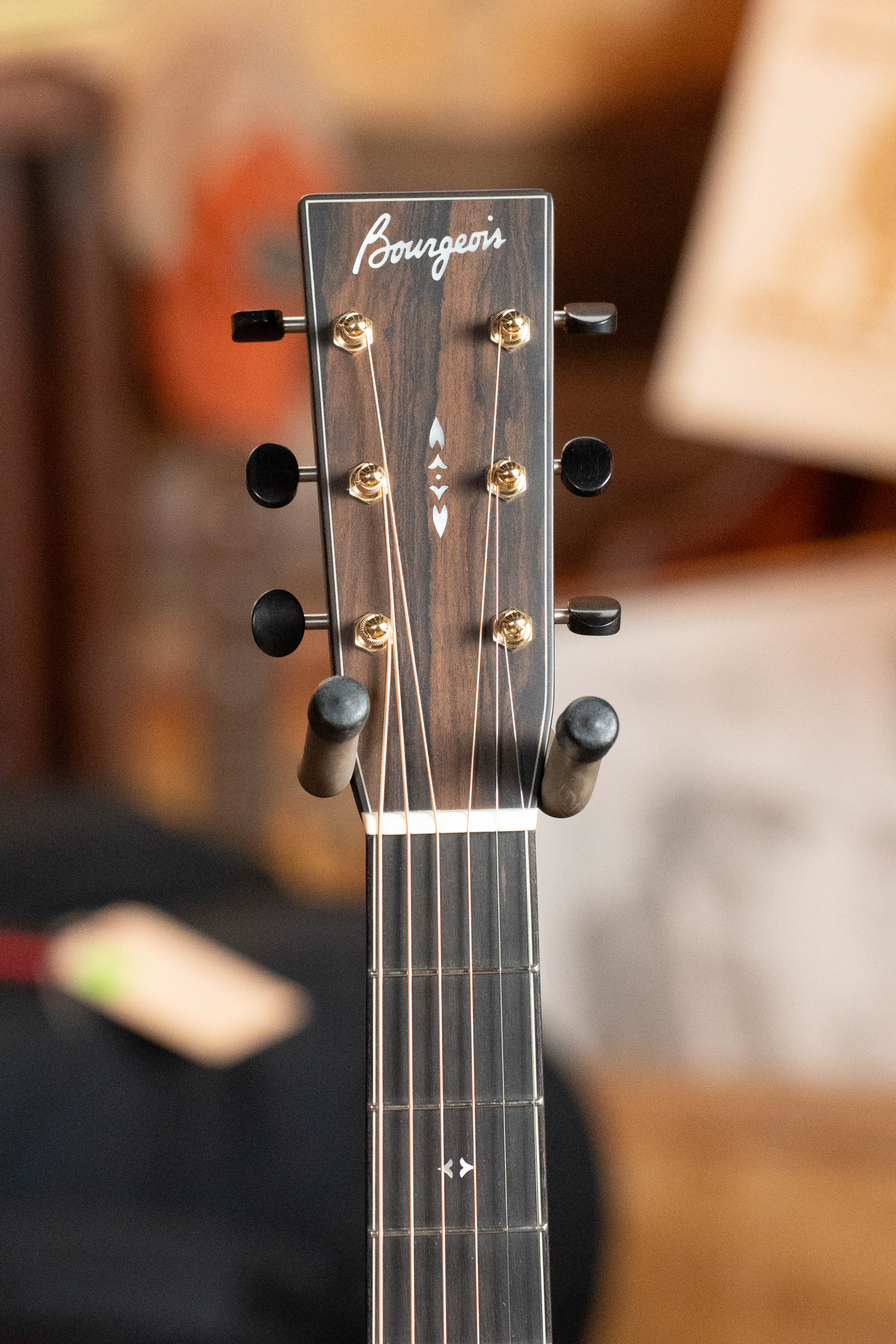 Bourgeois OM Touchstone Signature Torrefied Alaskan Sitka/Madagascar Rosewood Acoustic Guitar #5204