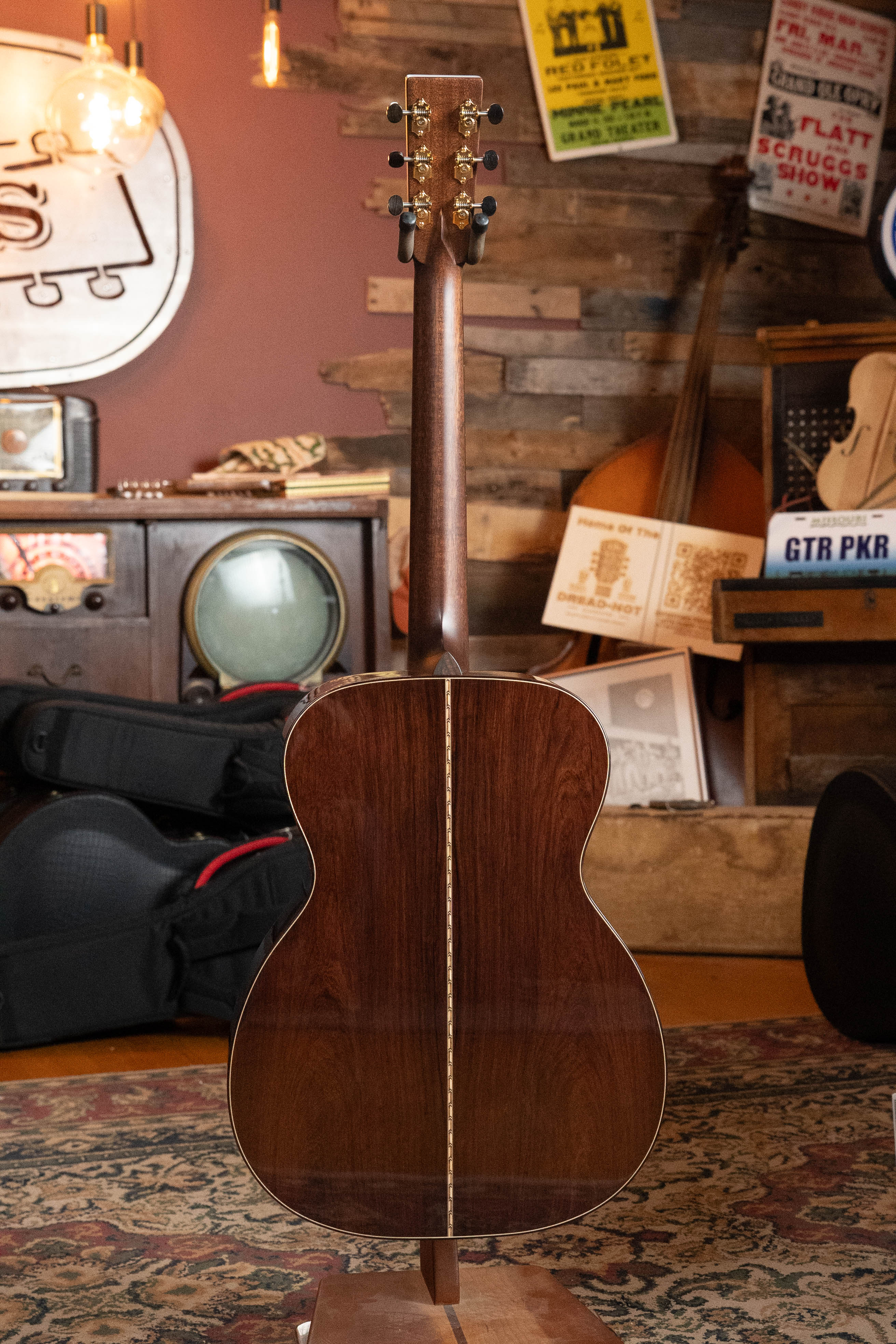 Bourgeois OM Touchstone Signature Torrefied Alaskan Sitka/Madagascar Rosewood Acoustic Guitar #6230