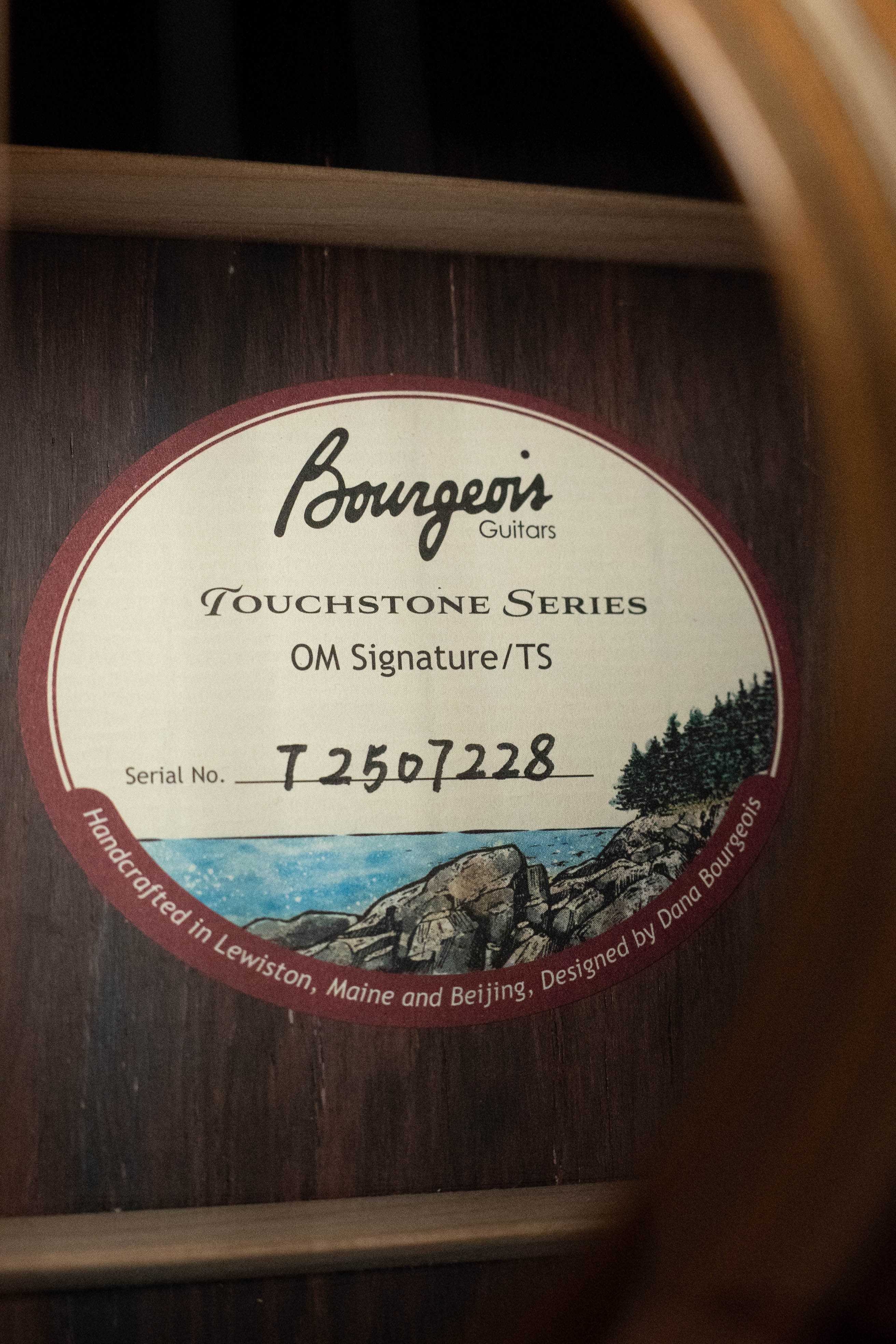 Bourgeois OM Touchstone Signature Torrefied Alaskan Sitka/Madagascar Rosewood Acoustic Guitar #7228