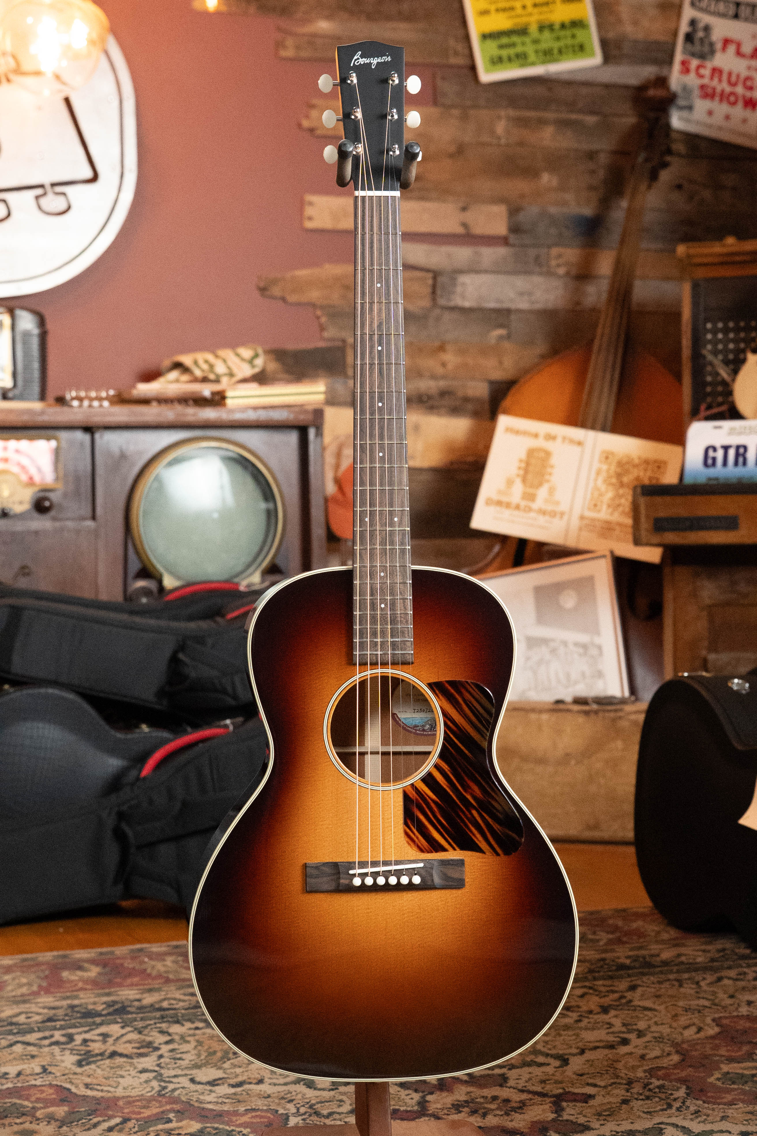 Bourgeois The Standard LDBS/TS Touchstone Series Torrefied Sitka/Mahogany OO Sunburst Acoustic Guitar #7204
