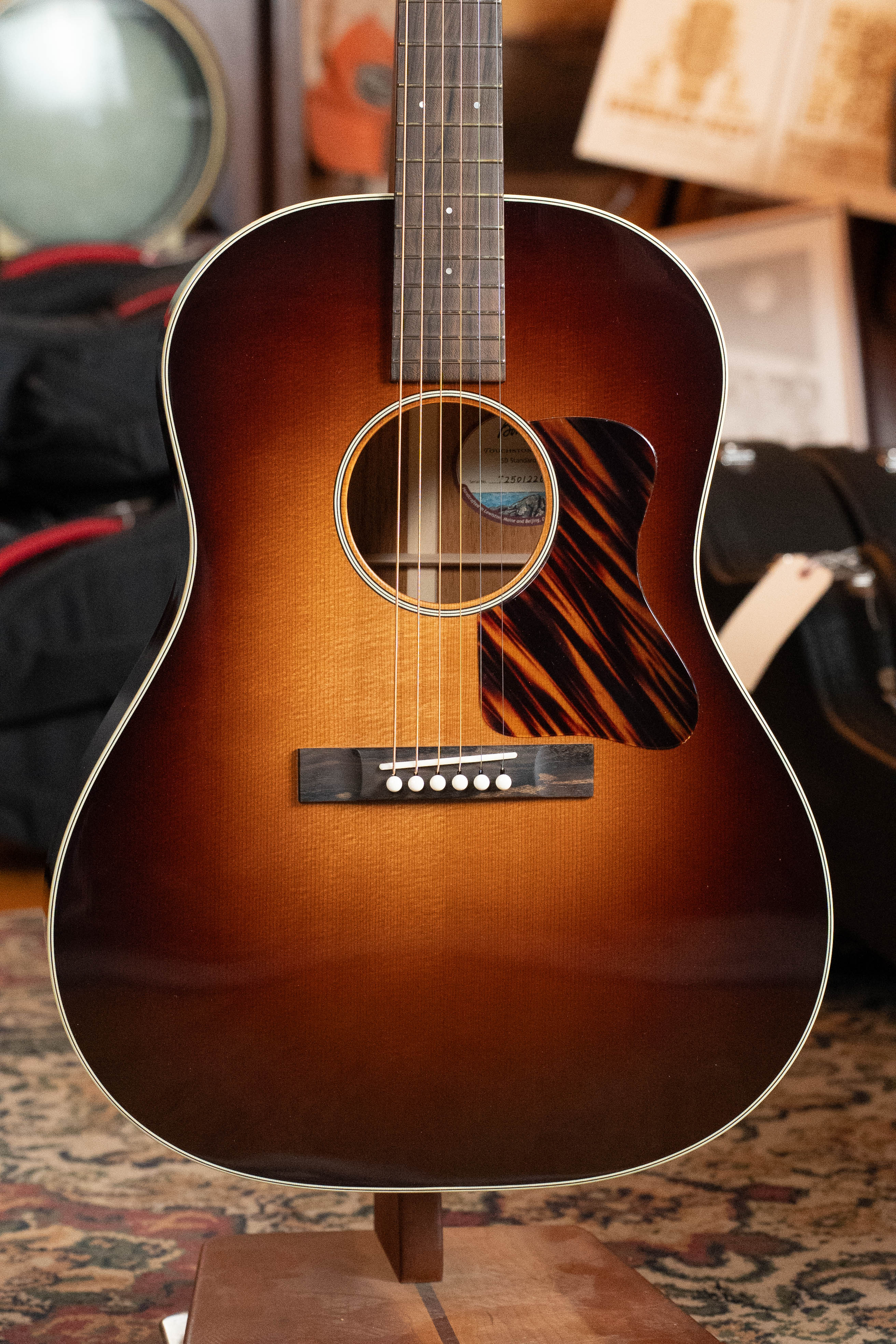 Bourgeois The Standard SDS/TS Touchstone Series Torrefied Sitka/Mahogany Slope Shoulder Sunburst Dreadnought Acoustic Guitar #1226