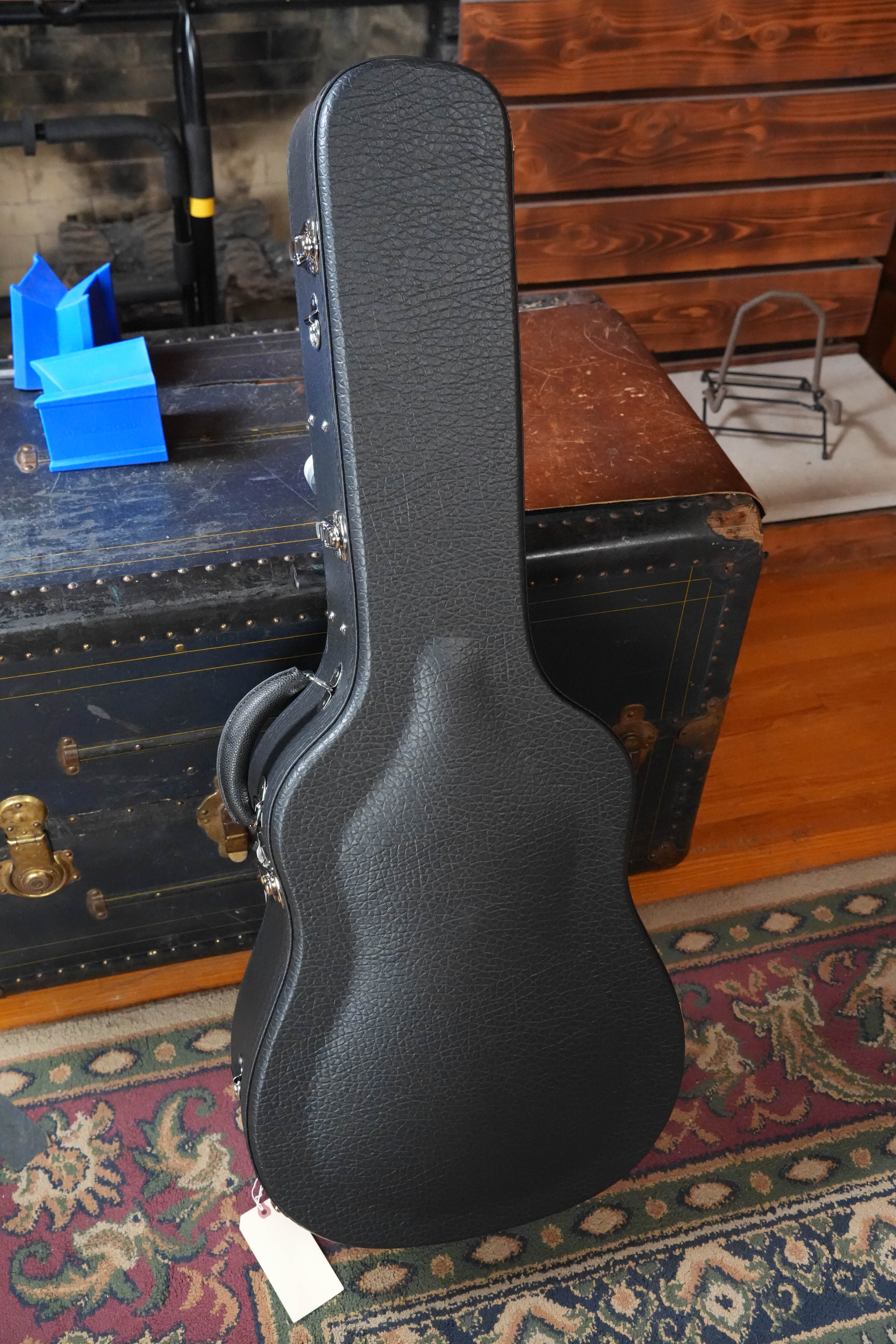 Bourgeois Touchstone Country Boy Sitka/Mahogany Sunburst Dreadnought Acoustic Guitar #1306