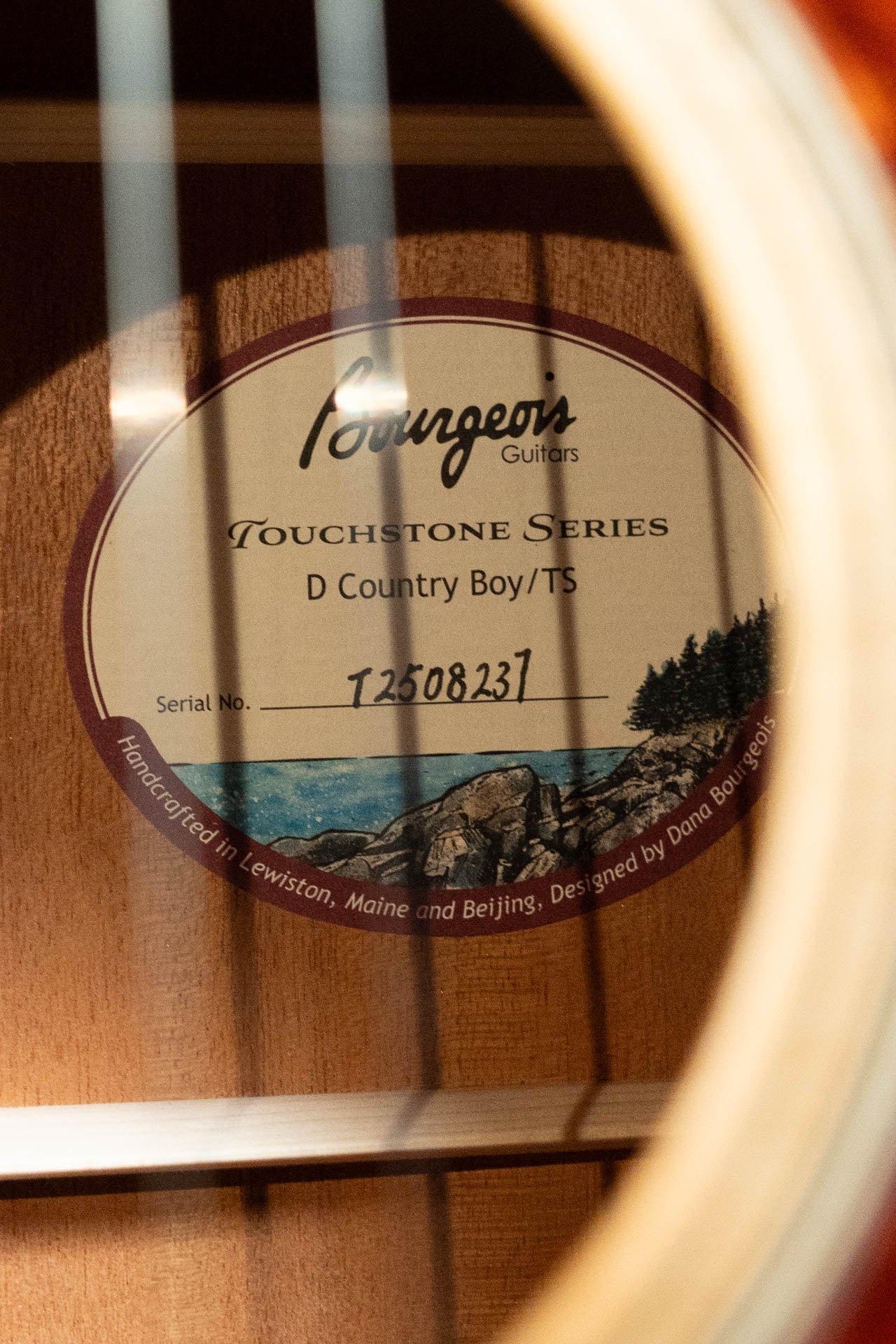 Bourgeois Touchstone Country Boy Sitka/Mahogany Natural Dreadnought Acoustic Guitar #8237