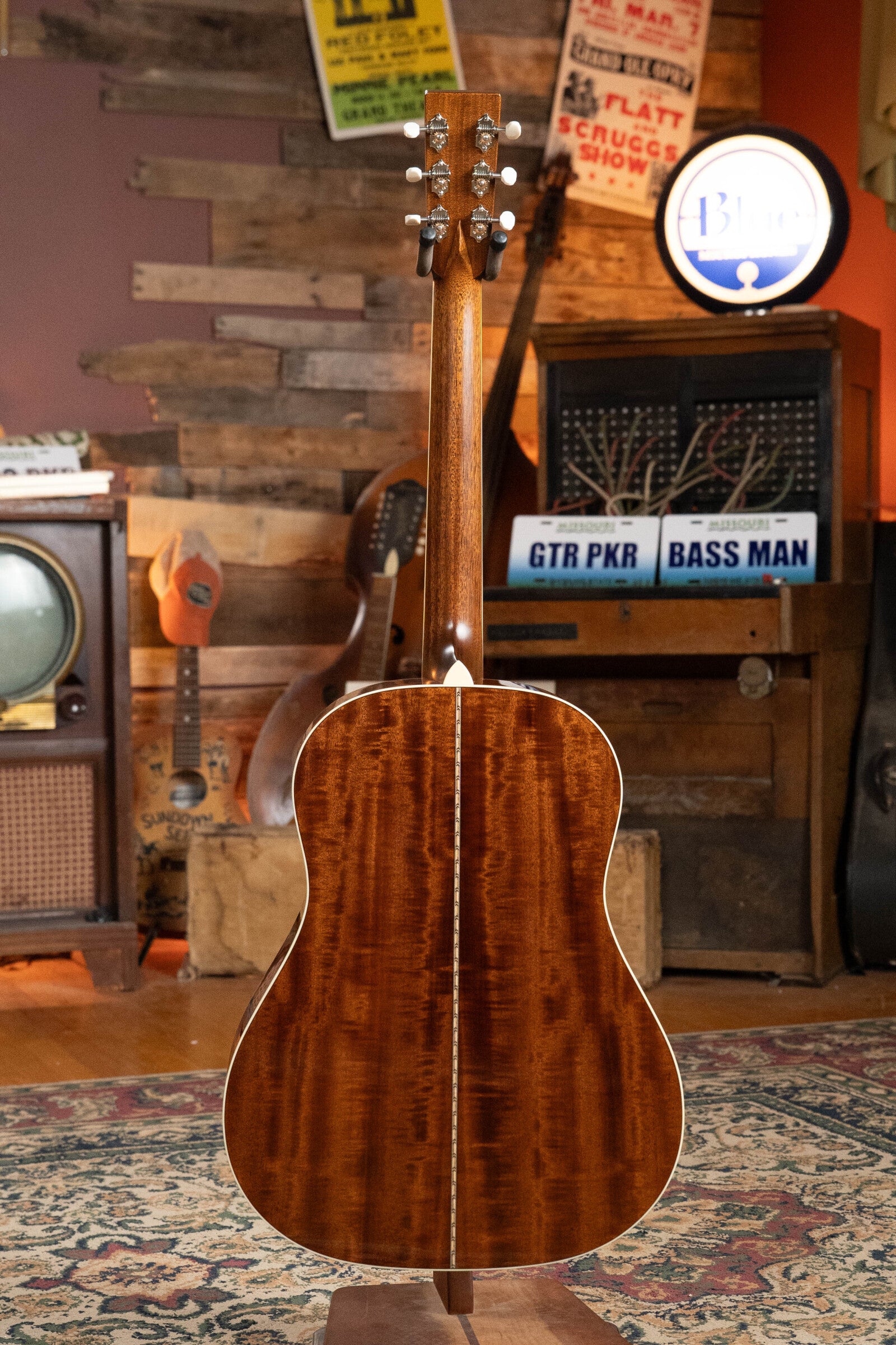 Bourgeois Banjo Killer LSBK-SD Bearclaw Figured Sitka/Beeswing Mahogany Slope Shoulder Dreadnought Acoustic Guitar #0891
