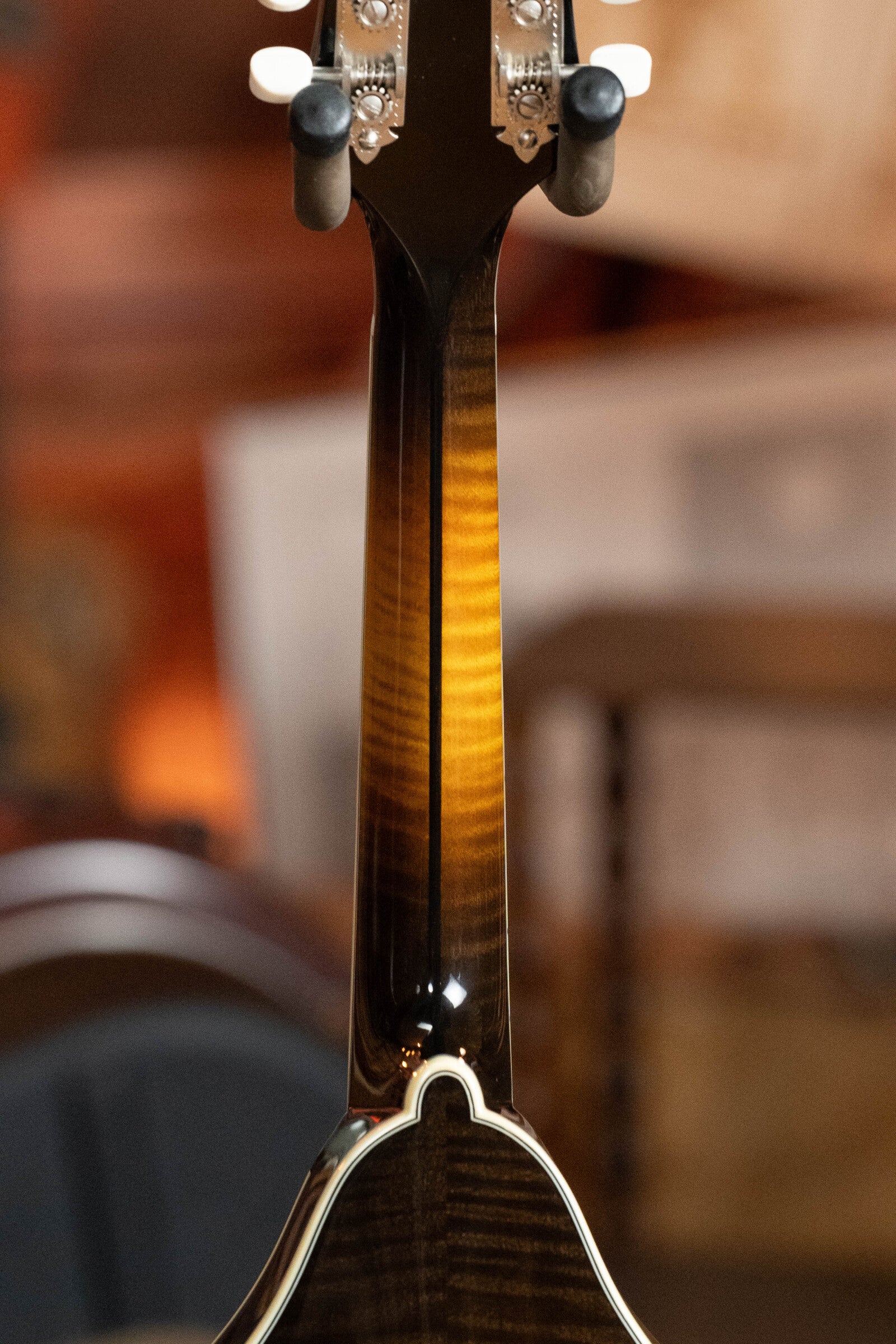 Bourgeois M5-A-SB Aged-Tone Adirondack/Maple Sunburst A-Style Mandolin #9101