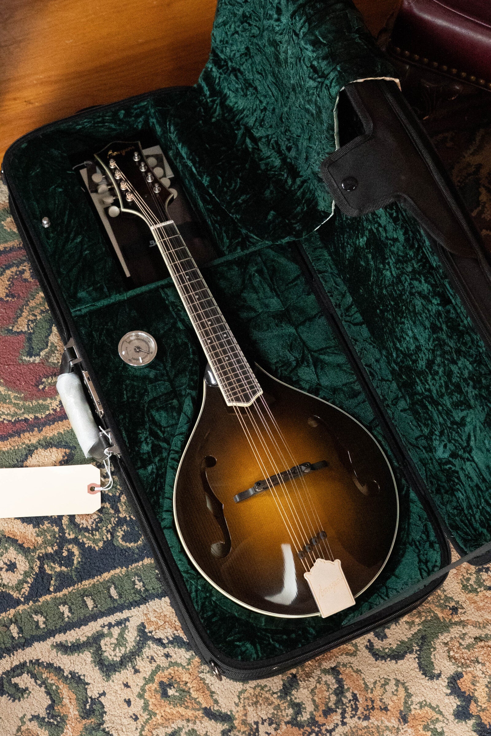 Bourgeois M5-A-SB Aged-Tone Adirondack/Maple Sunburst A-Style Mandolin #9101