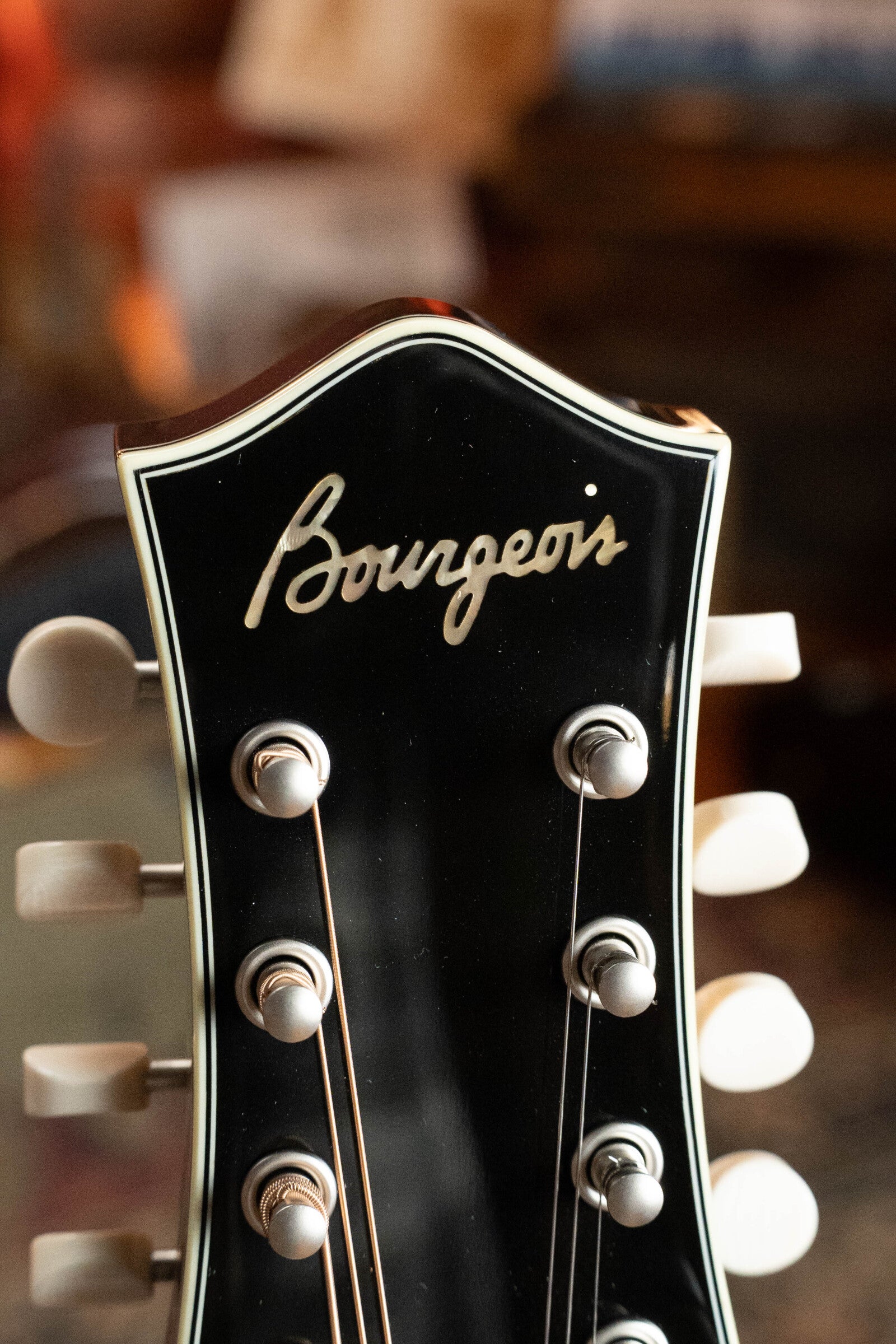 Bourgeois M5-A-SB Aged-Tone Adirondack/Maple Sunburst A-Style Mandolin #9102