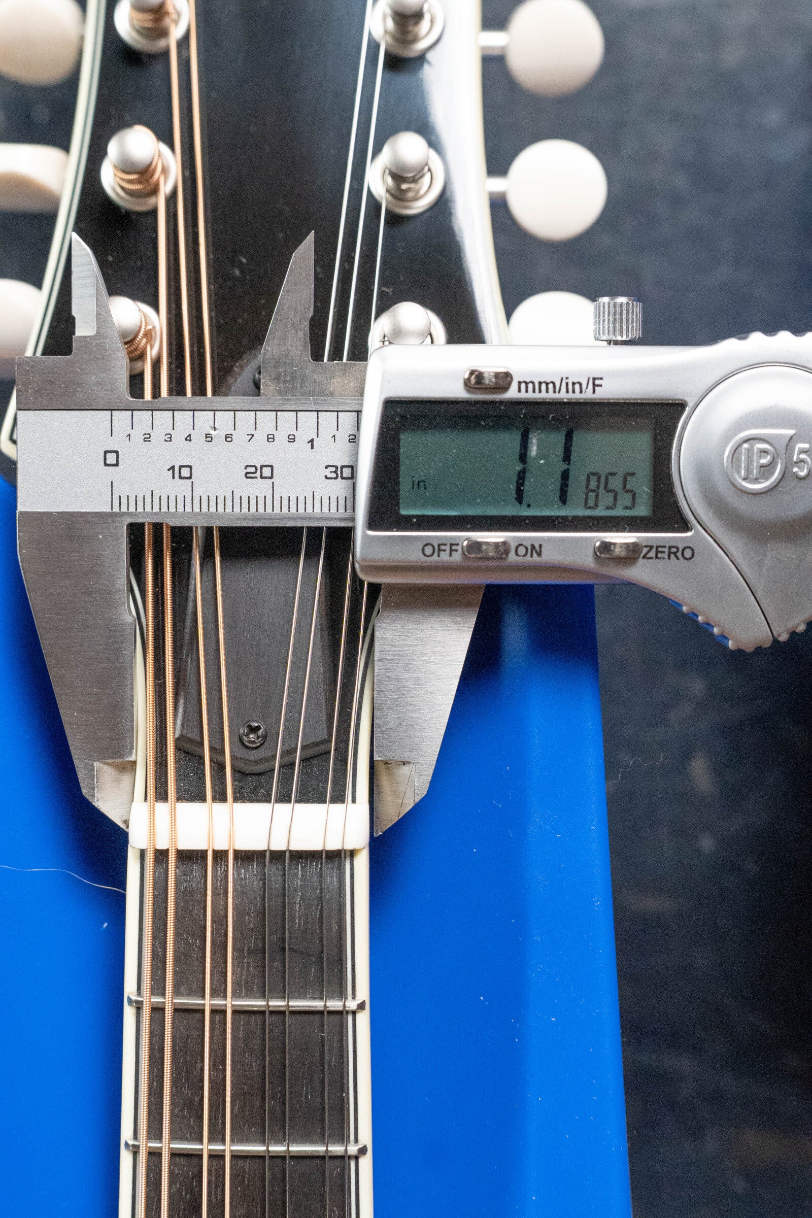 Bourgeois M5-A-SB Aged-Tone Adirondack/Maple Sunburst A-Style Mandolin #9102