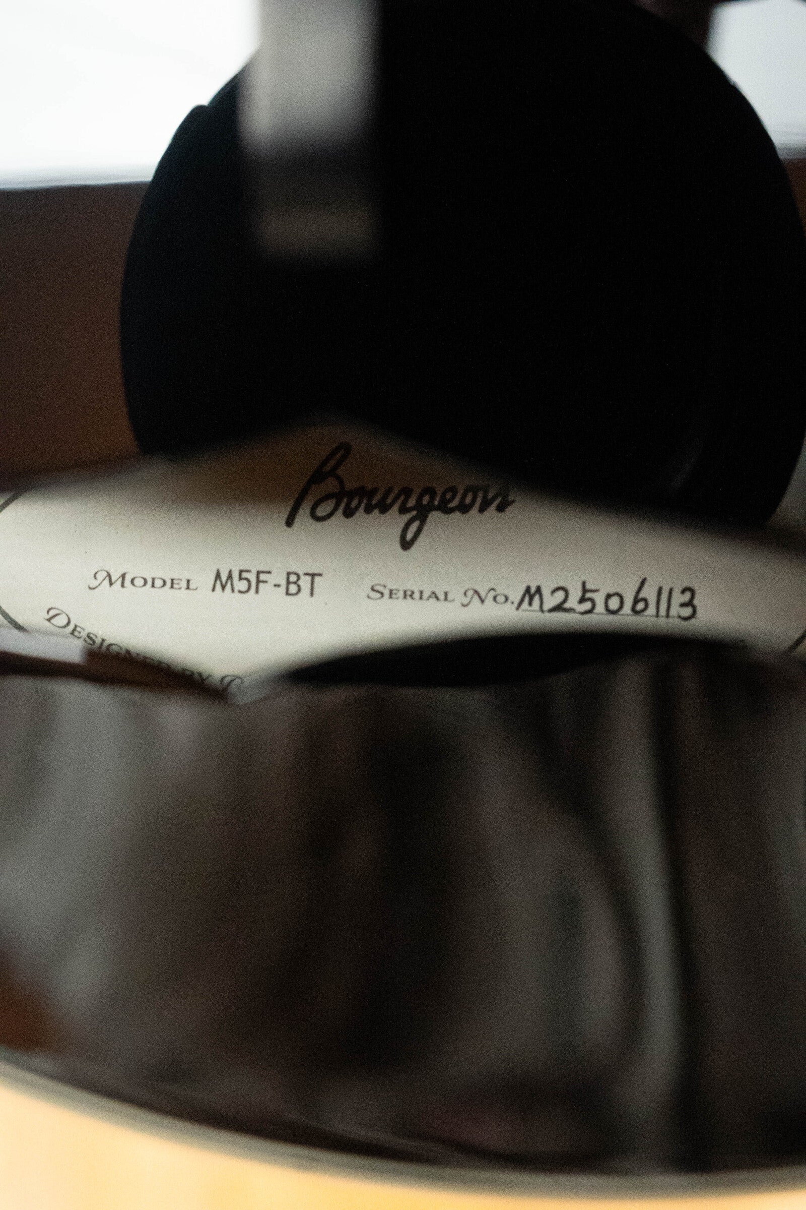 Bourgeois Limited Chocolate M5-F-BT Aged-Tone Adirondack/Maple Black Top F-Style Mandolin #6113