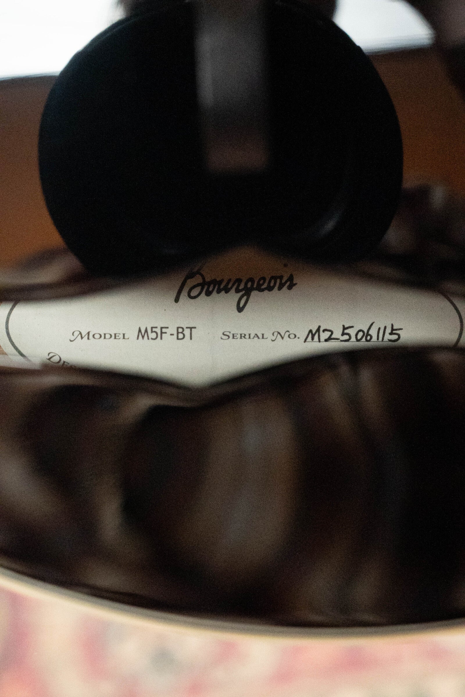 Bourgeois M5-F-BT Aged-Tone Adirondack/Maple Black Top F-Style Mandolin #6115