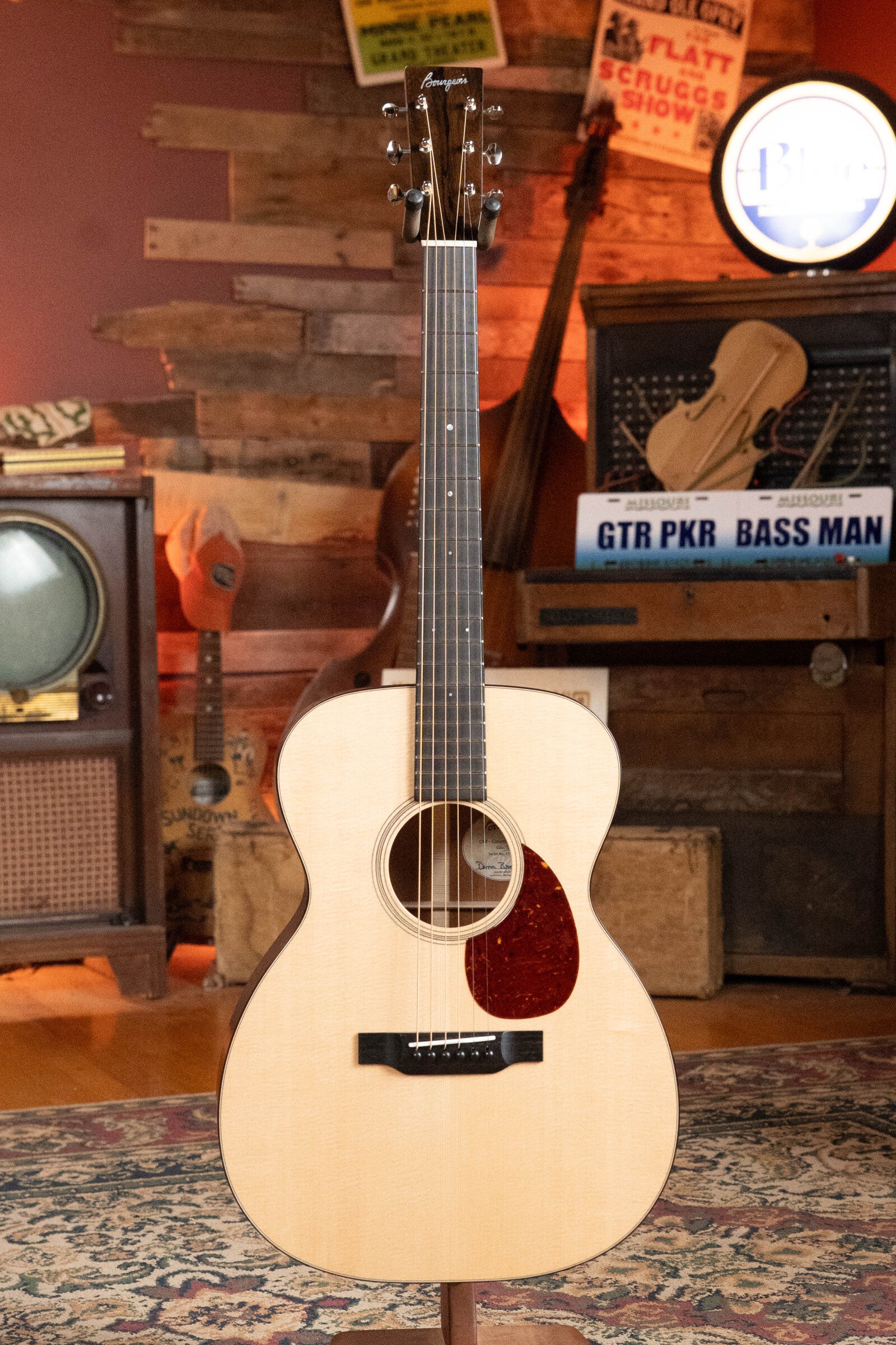 Bourgeois Professional Series Country Boy Sitka/Mahogany Satin OM Acoustic Guitar